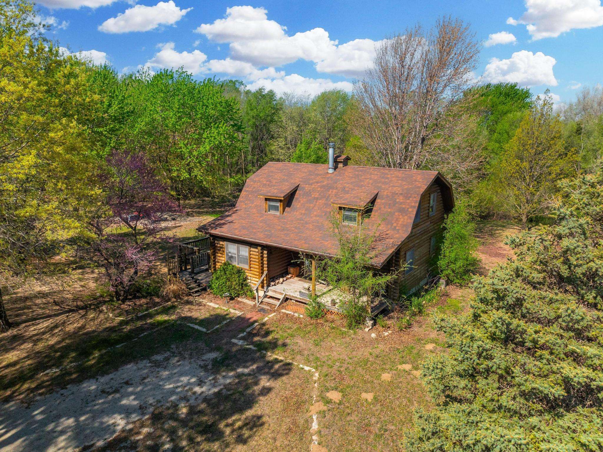 3319 N Kent Rd, Buhler, KS 67522