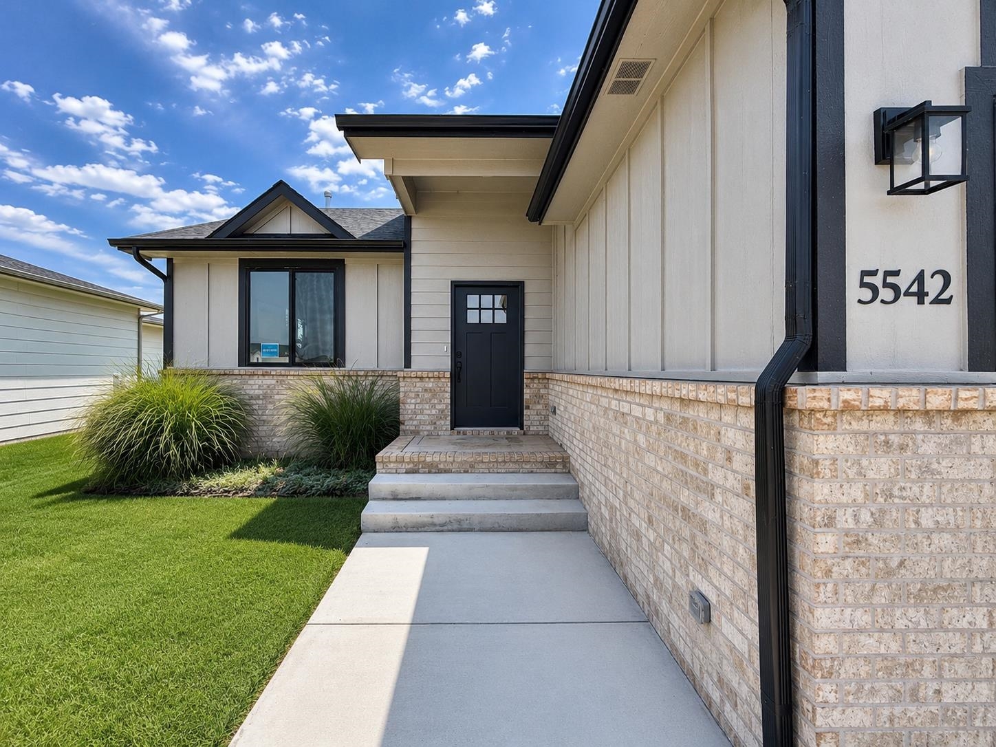 5542 N St Paul St, Wichita, KS 67204