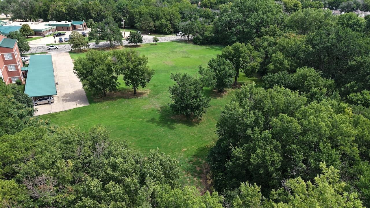 0000 E Elm, Salina, KS 67401