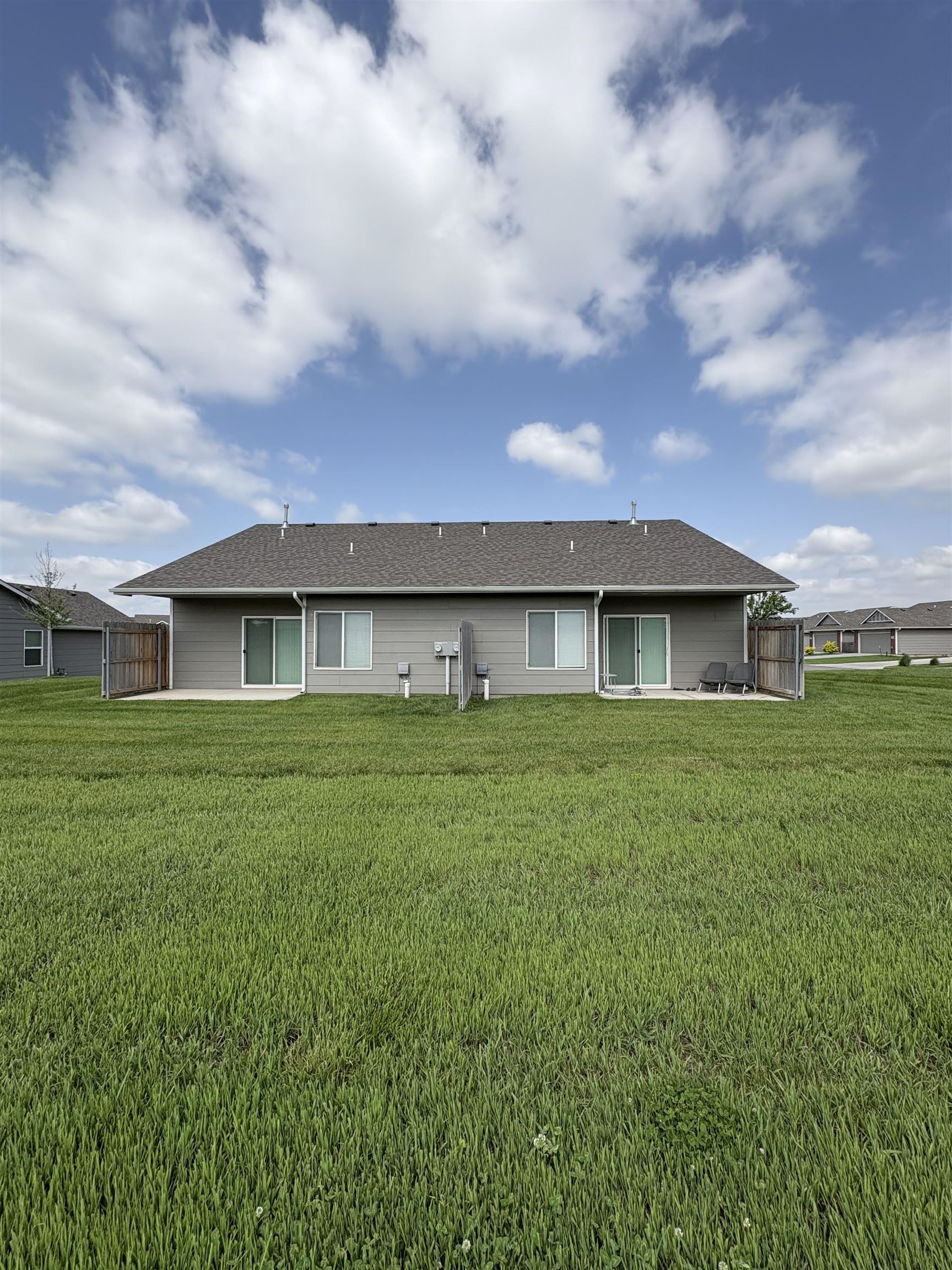 2605-2607 W 55th St N, Wichita, KS 67204