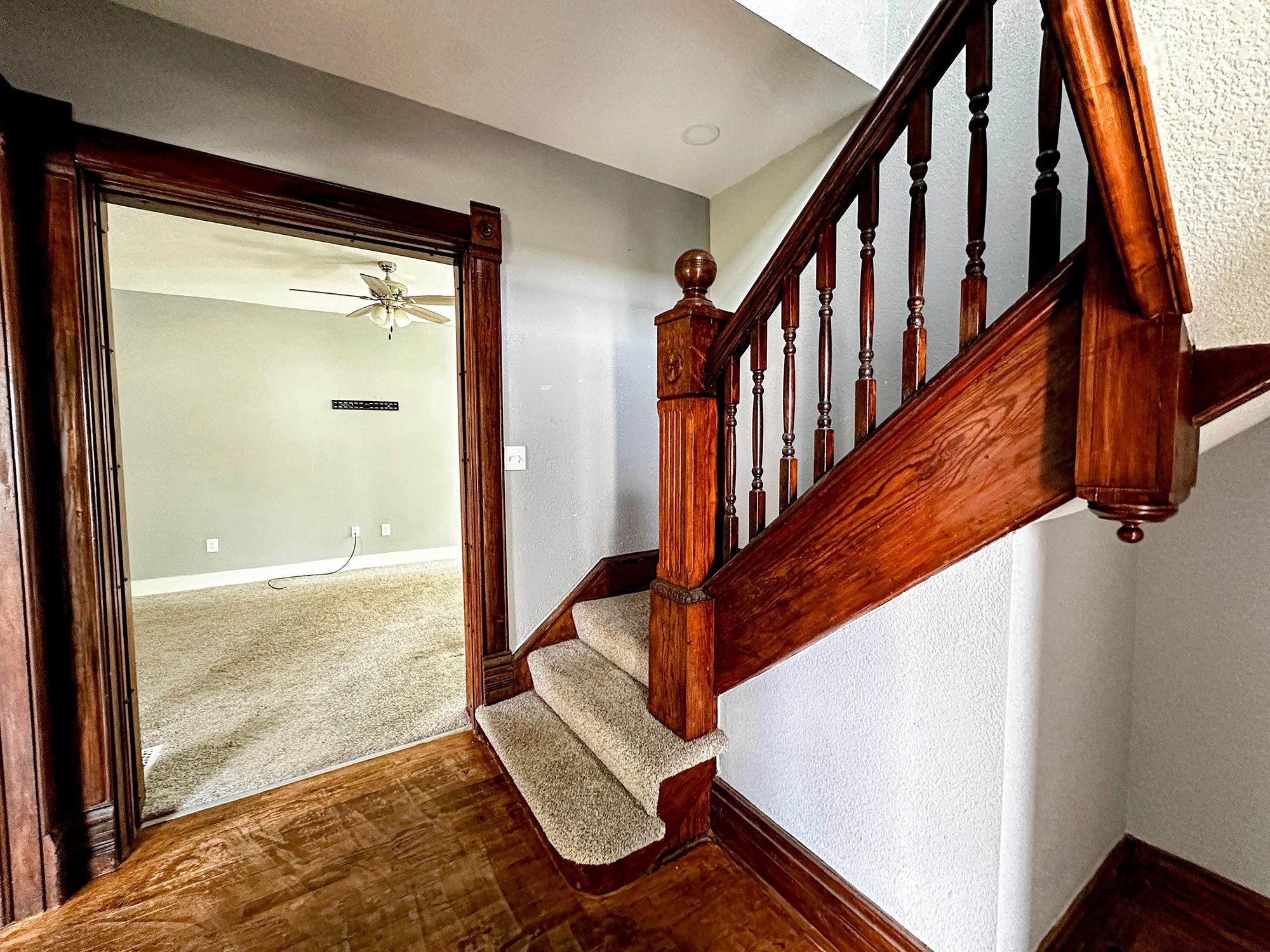 106 S Cedar St, Abilene, KS 67410