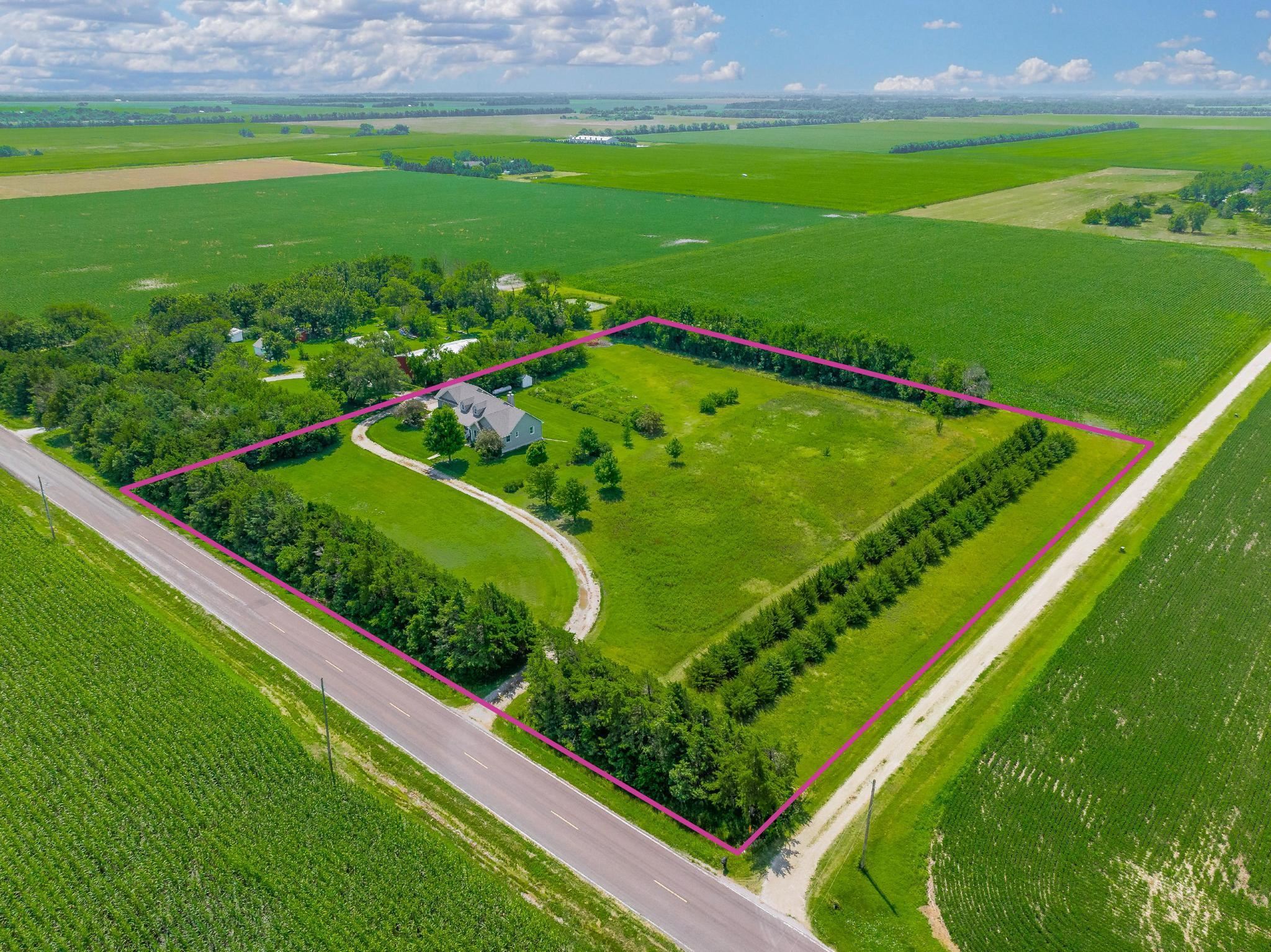 357 120th #359 120th, Newton, KS 67114