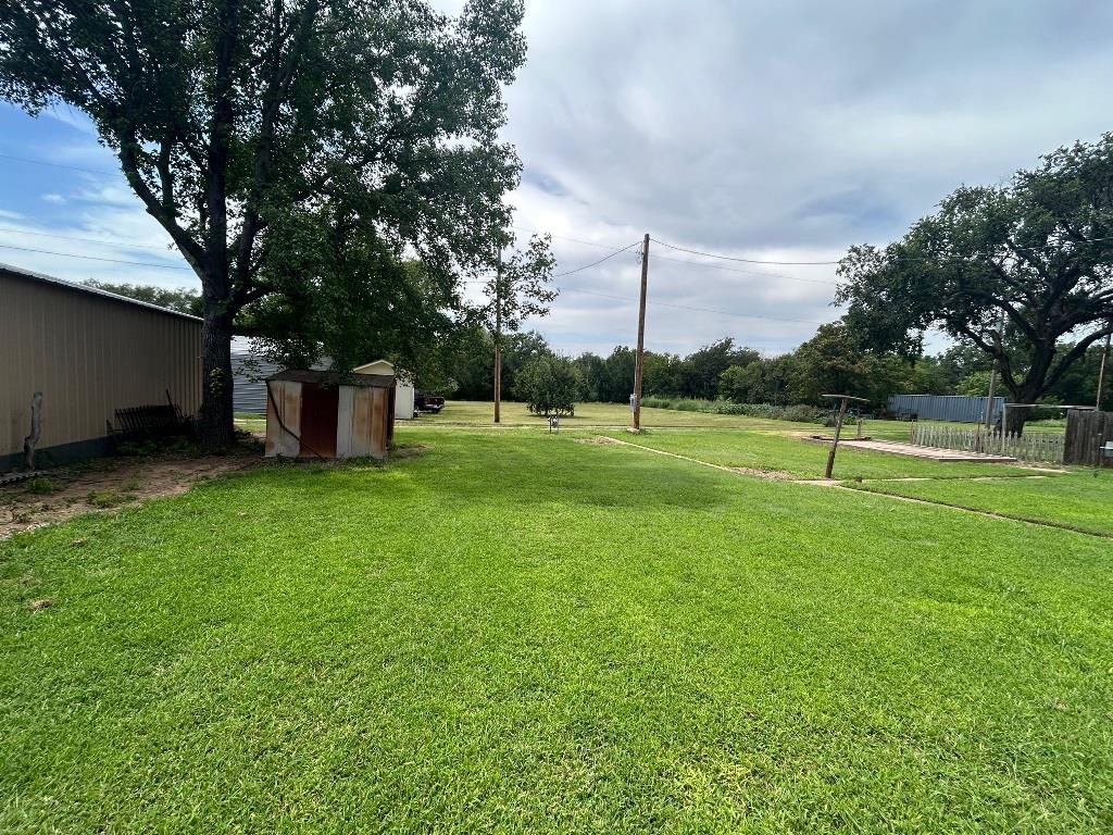115 N Saint Marys St, Caldwell, KS 67022