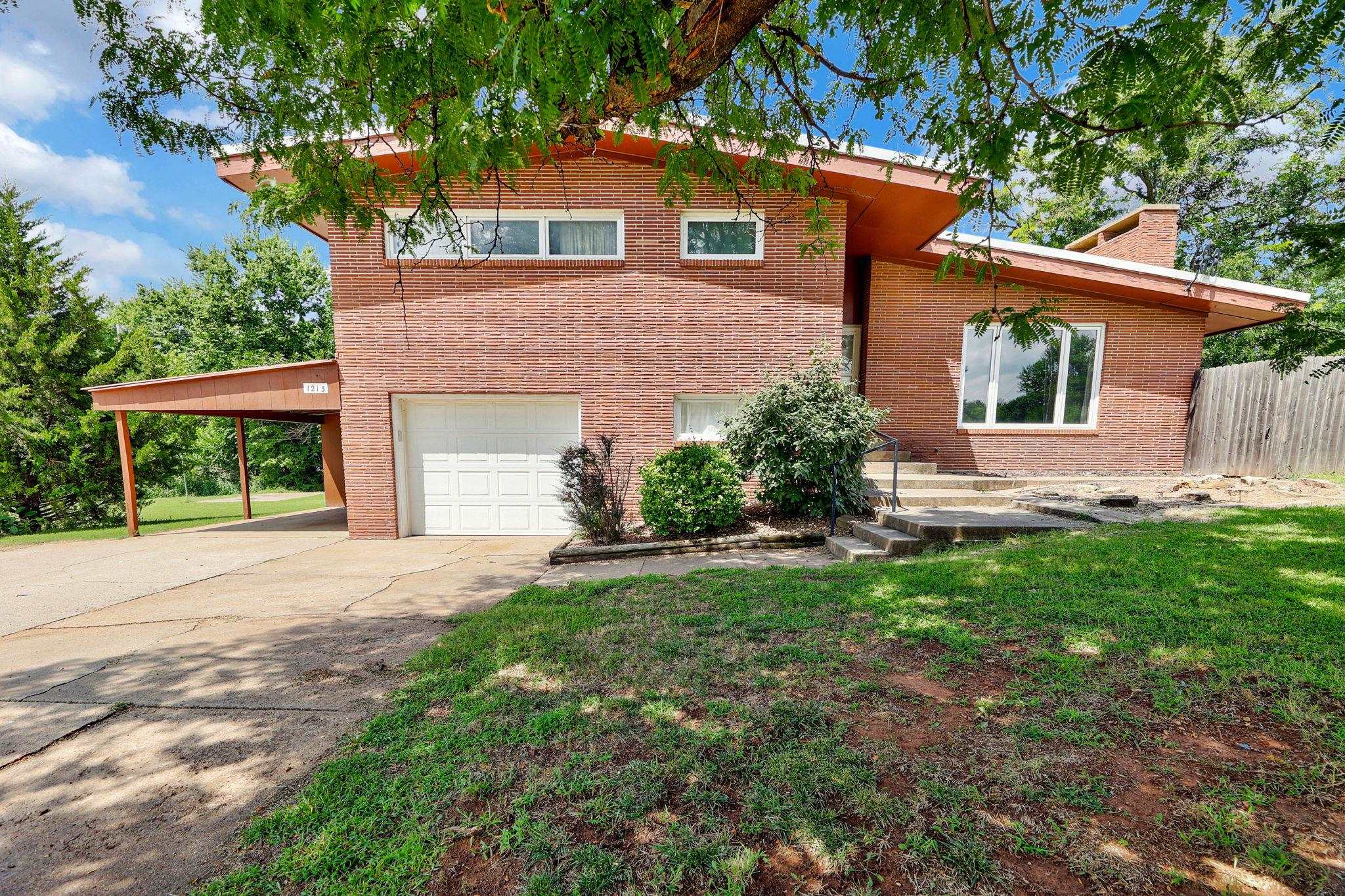 1213 N Walnut St, Kingman, KS 67068