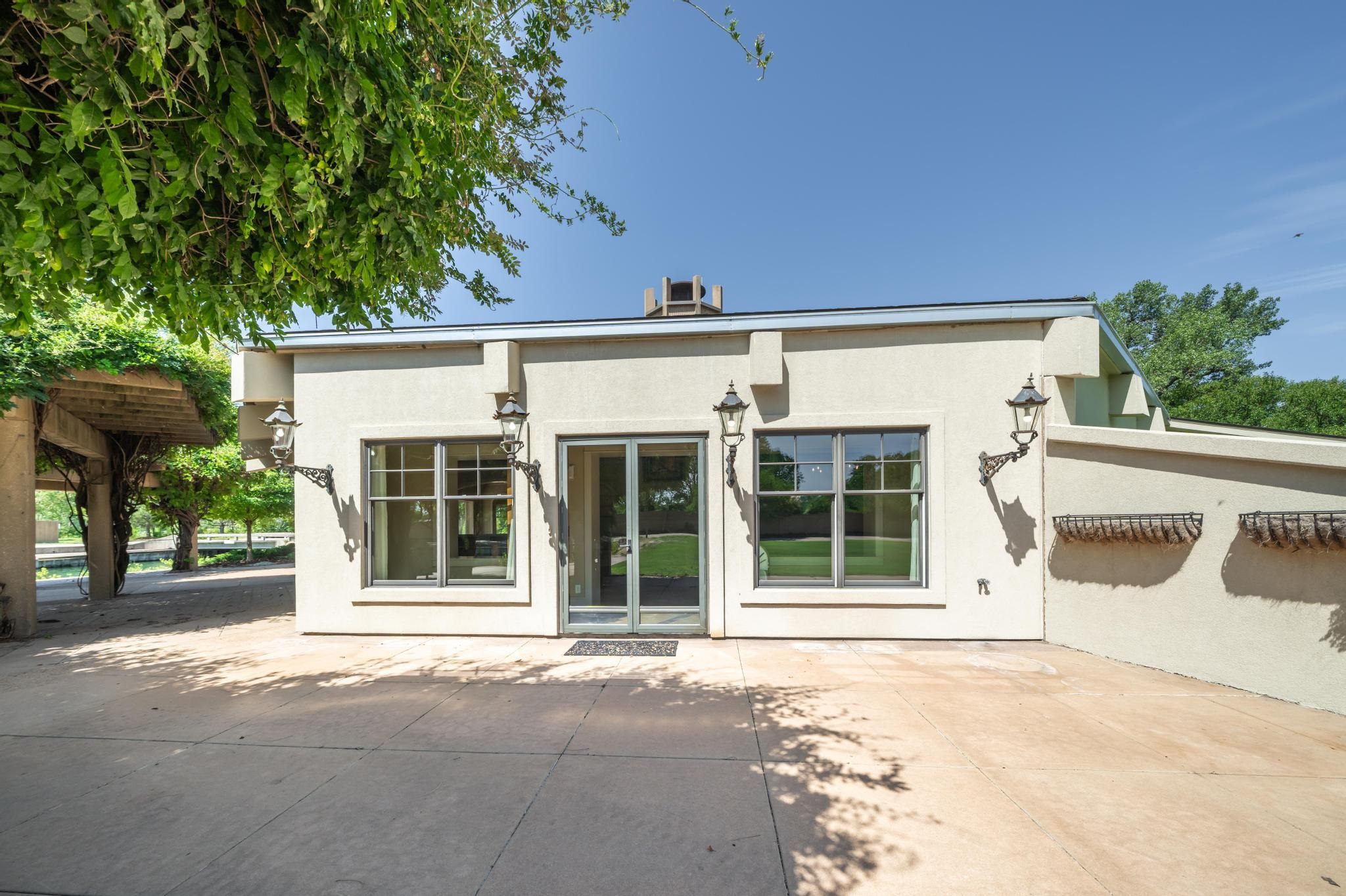 7610 W 45th St N, Maize, KS 67101