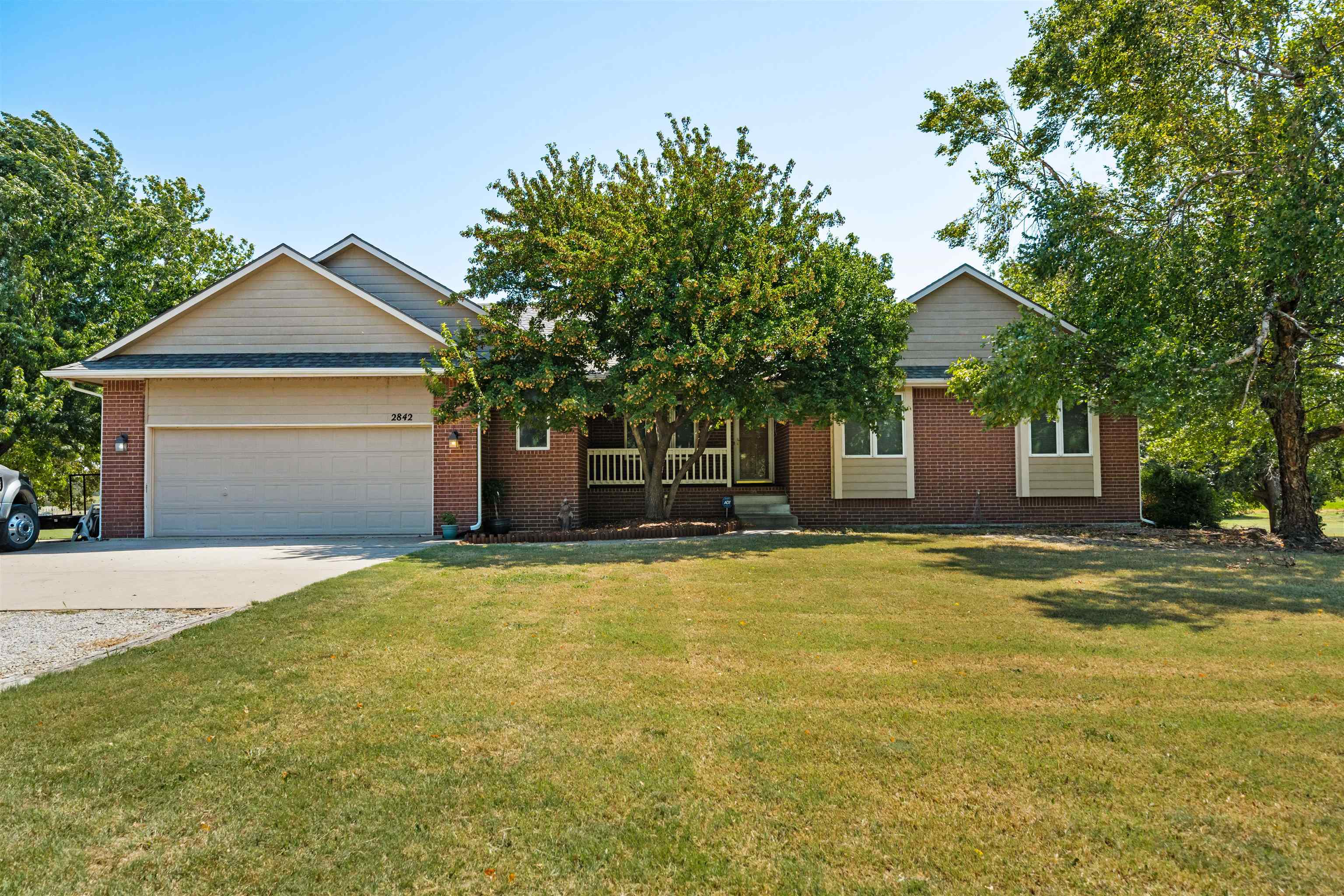 2842 Reece Rd, Colwich, KS 67030