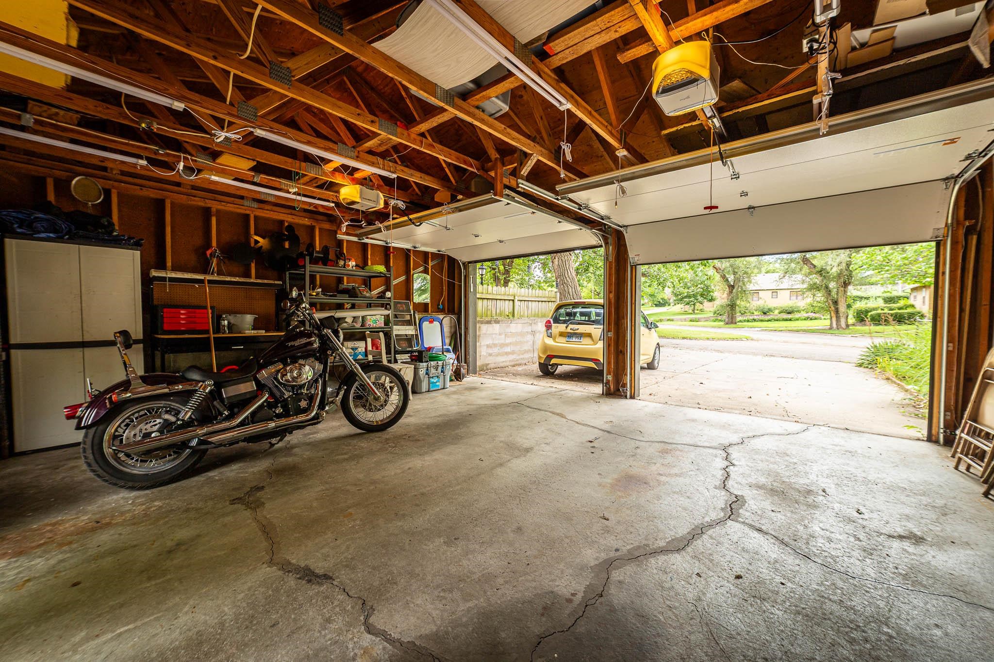 631 W 9th St, Concordia, KS 66901