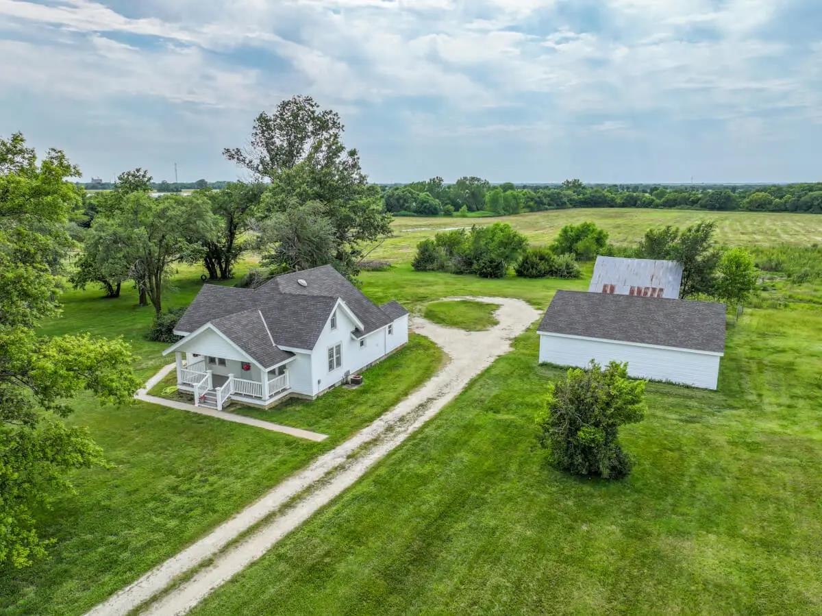 10657 NW Butler, Whitewater, KS 67154