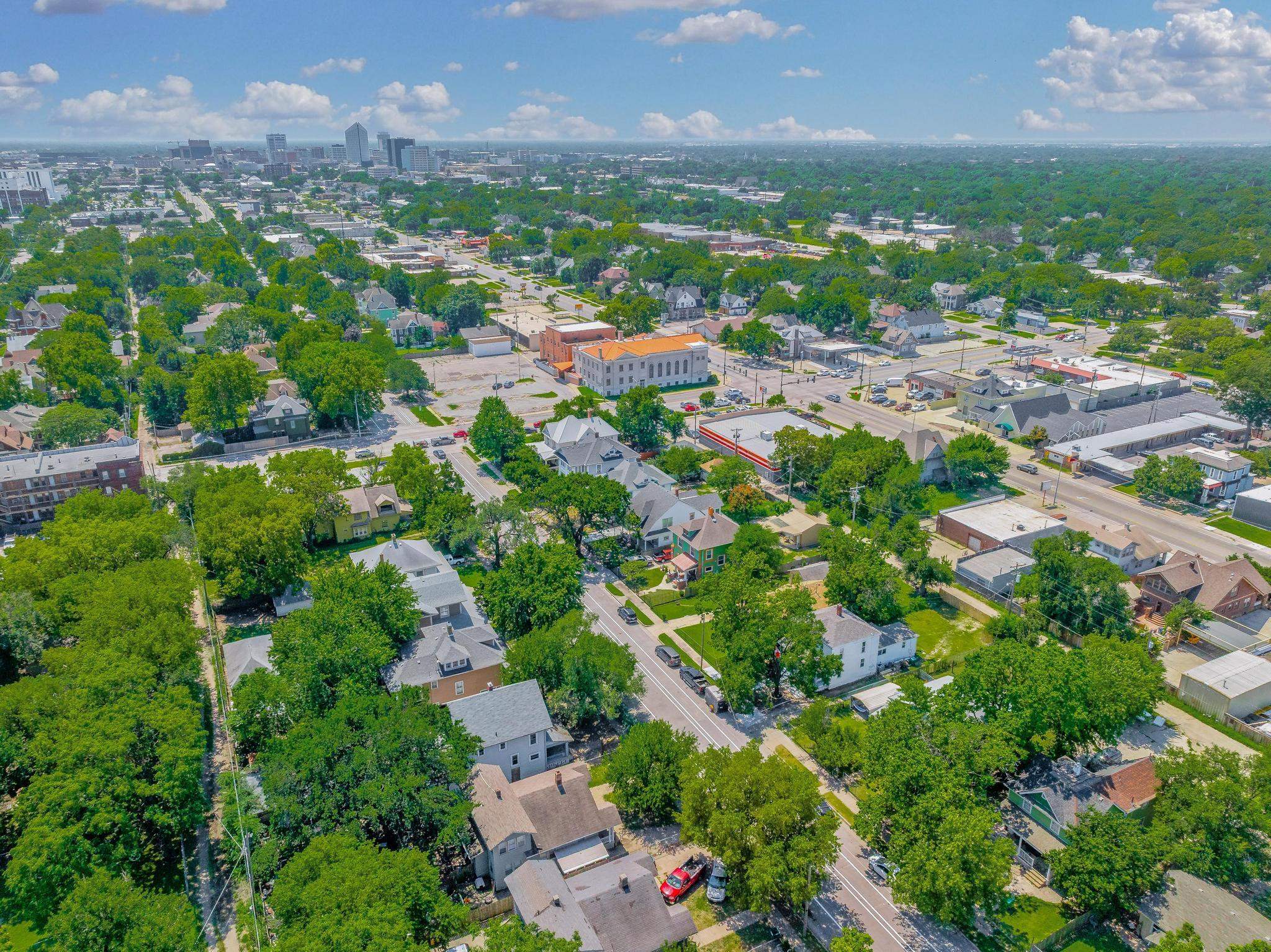 1445 N Topeka St, Wichita, KS 67214