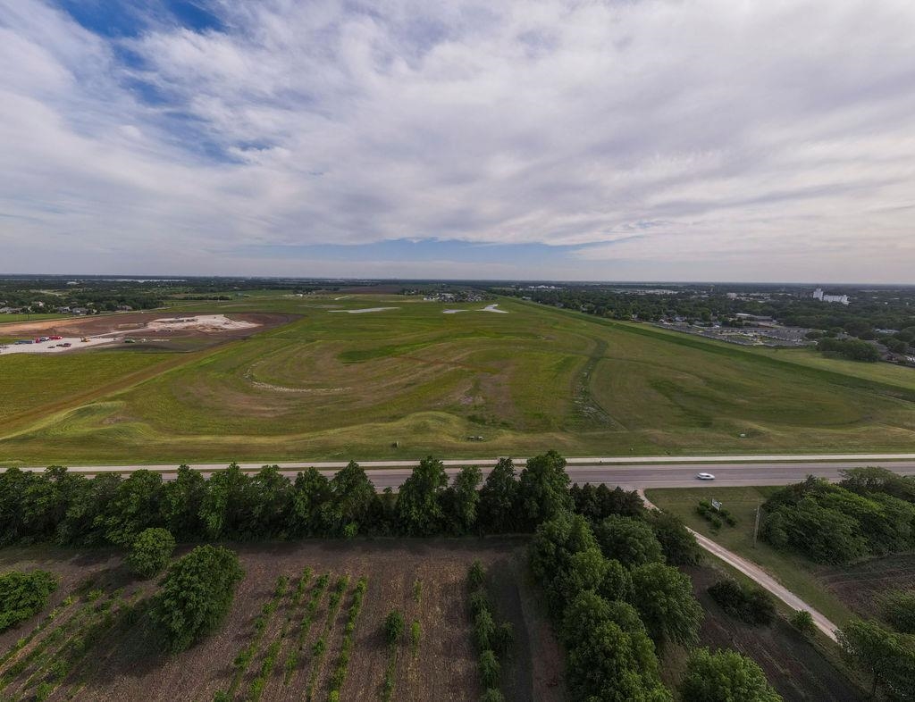 Lot 3 Block A E Amber Rg, Valley Center, KS 67147