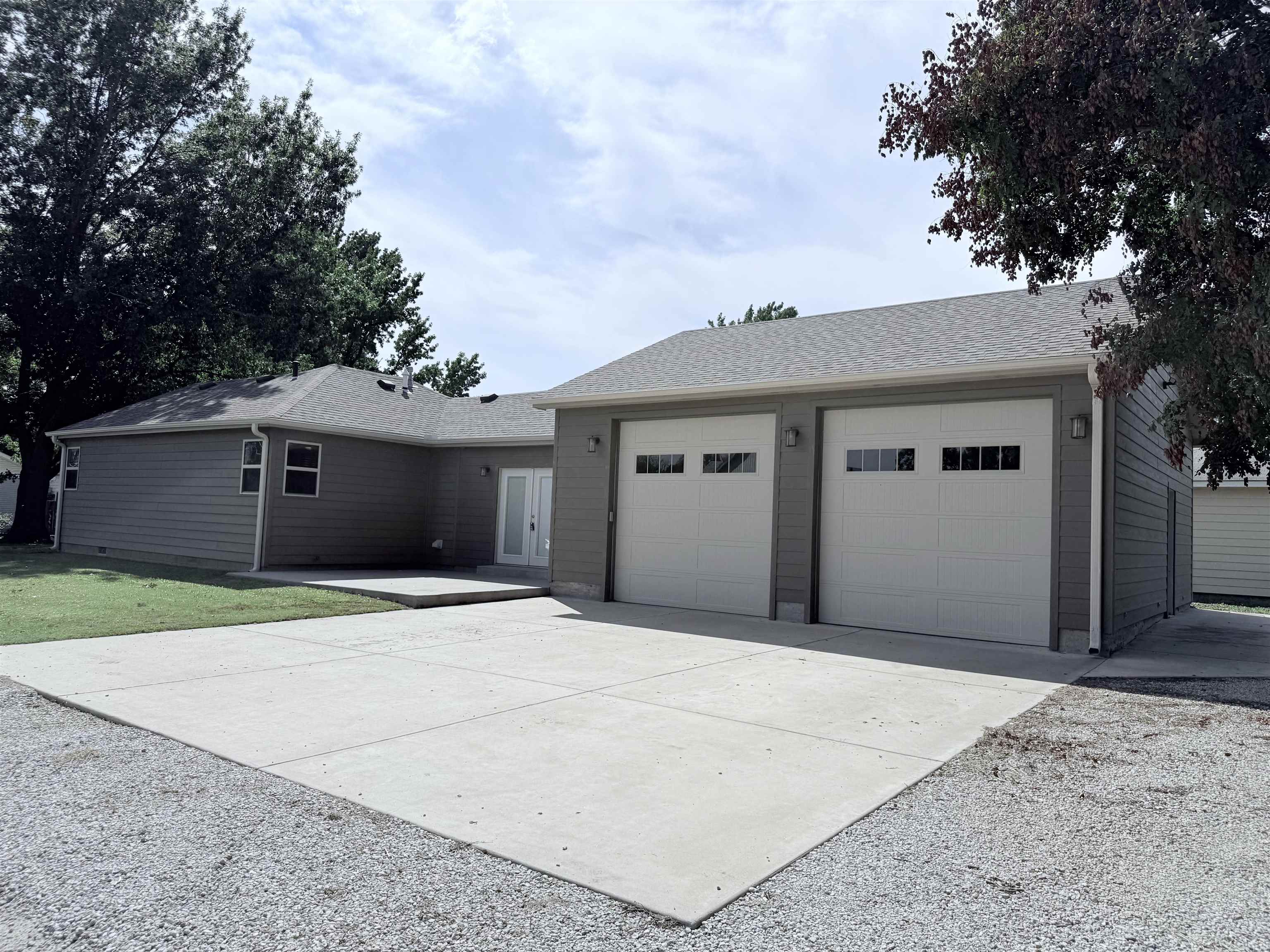 400 W E, Kingman, KS 67068