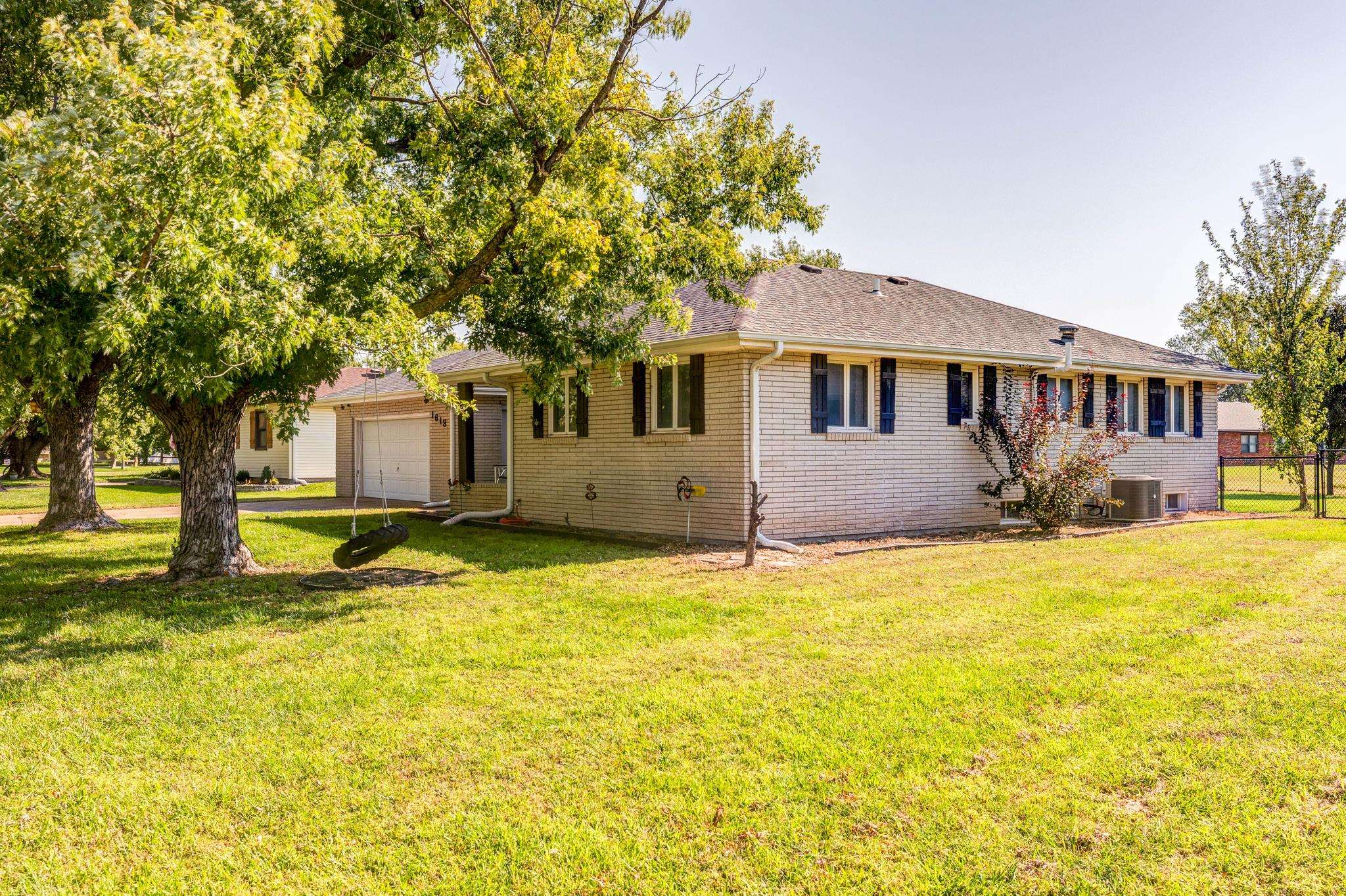 1618 N Walnut Dr, Mcpherson, KS 67460