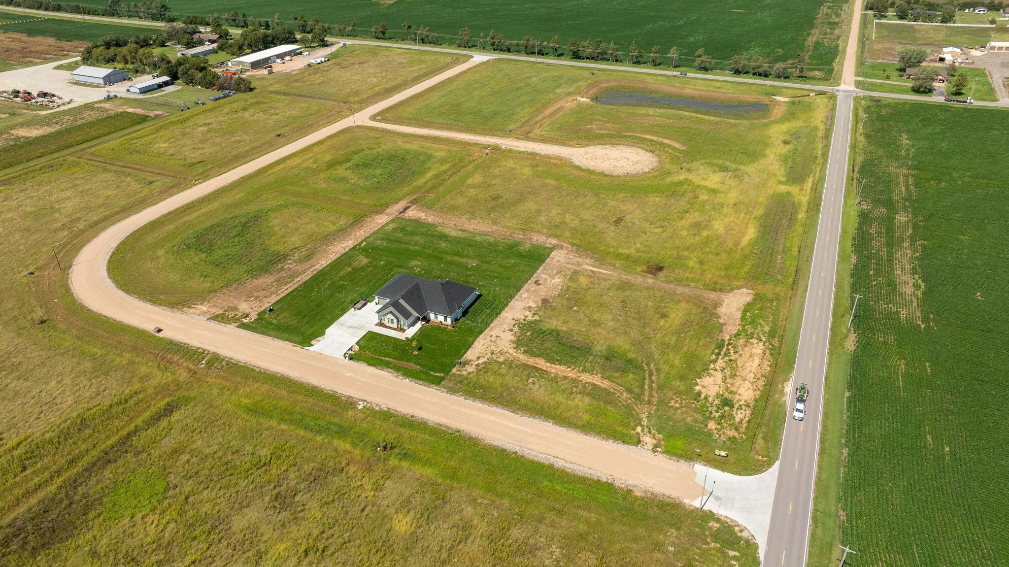 1234 W Eagle Crest St, Colwich, KS 67030