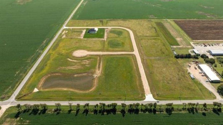 0000 W Eagle Crest St, Colwich, KS 67030
