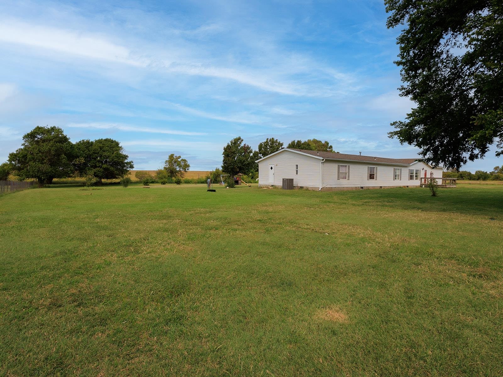 29809 191st Rd, Maple City, KS 67102