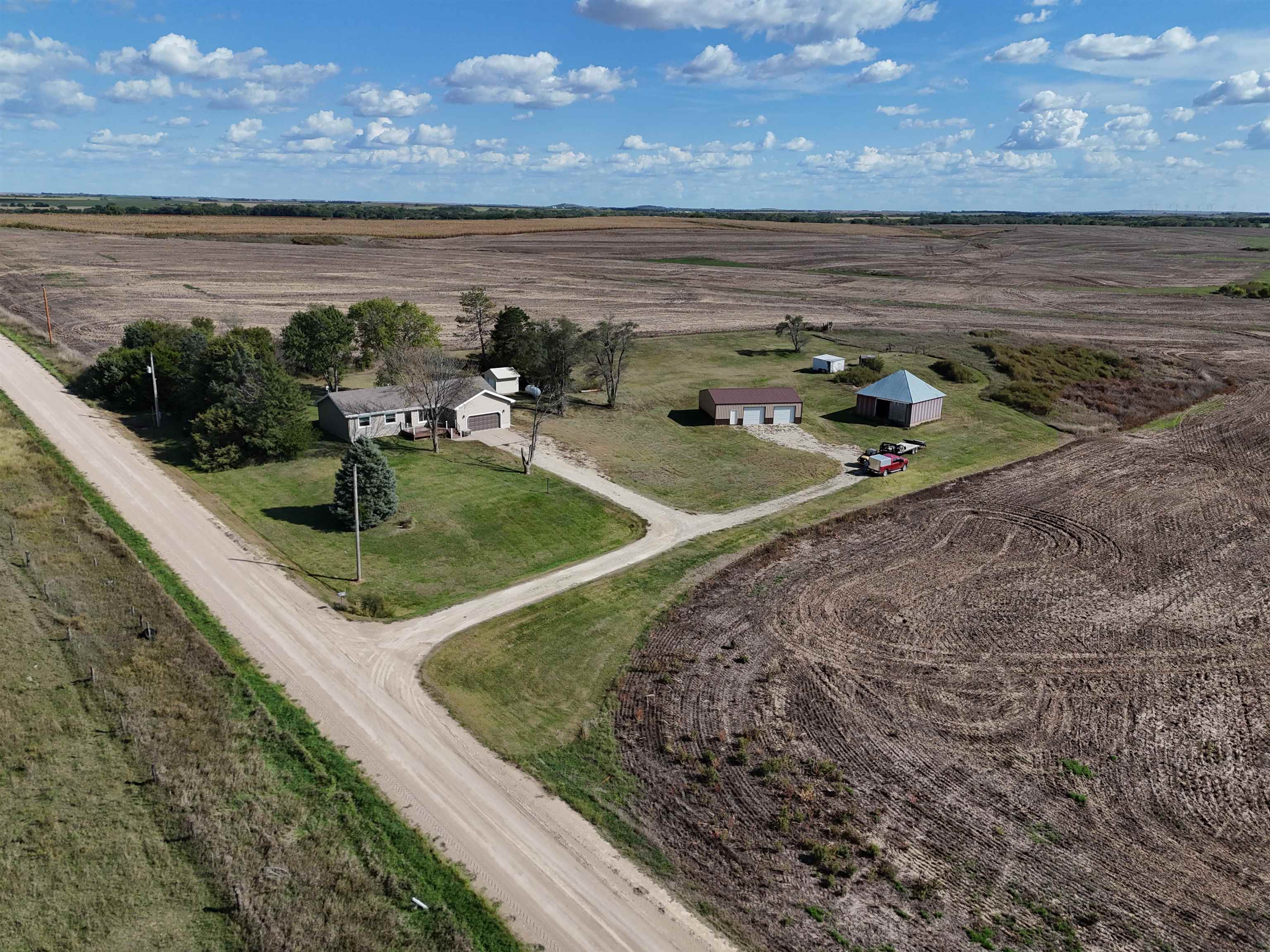 1824 Quail Rd, Concordia, KS 66901