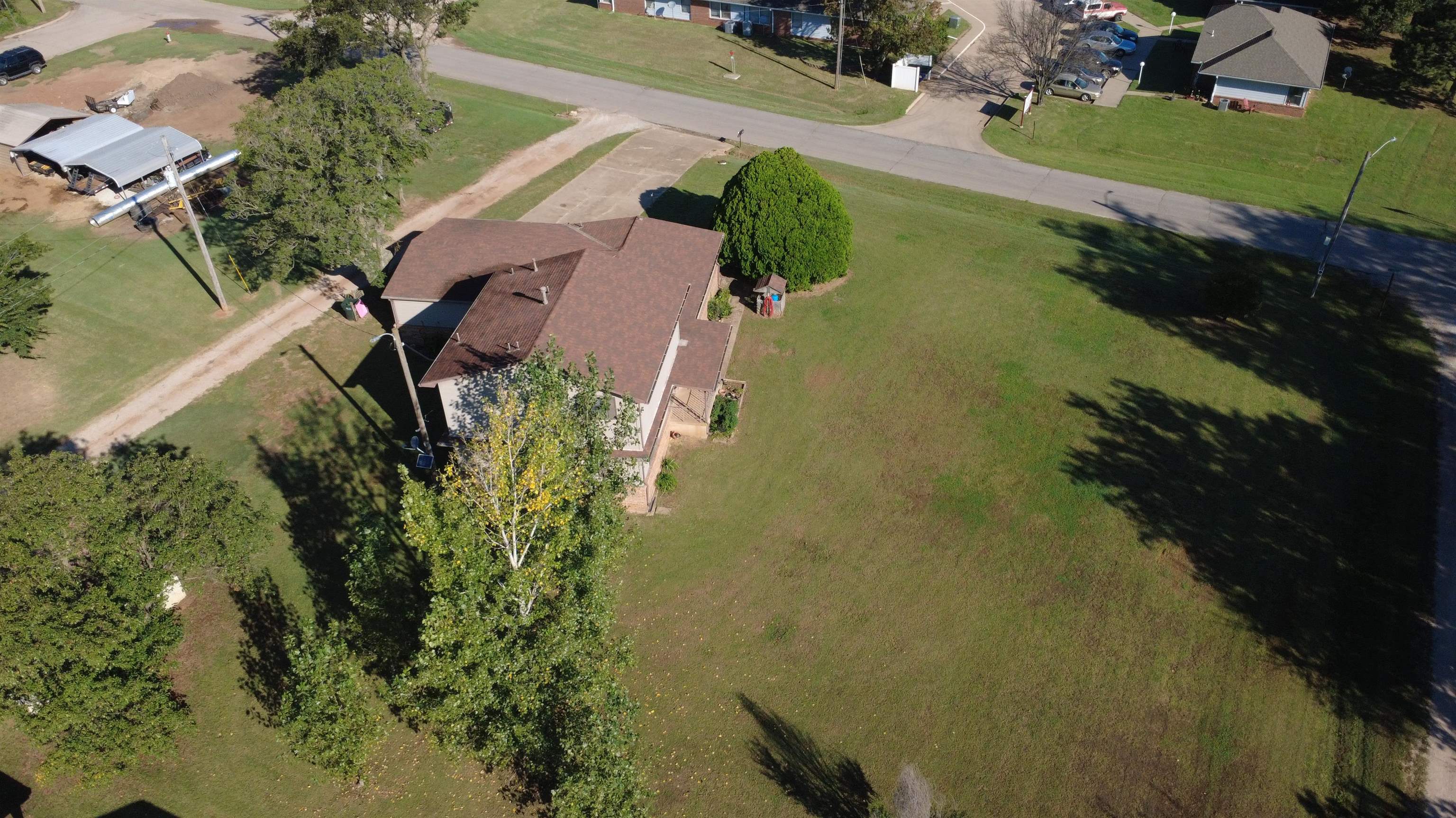 423 N St Marys St, Caldwell, KS 67022
