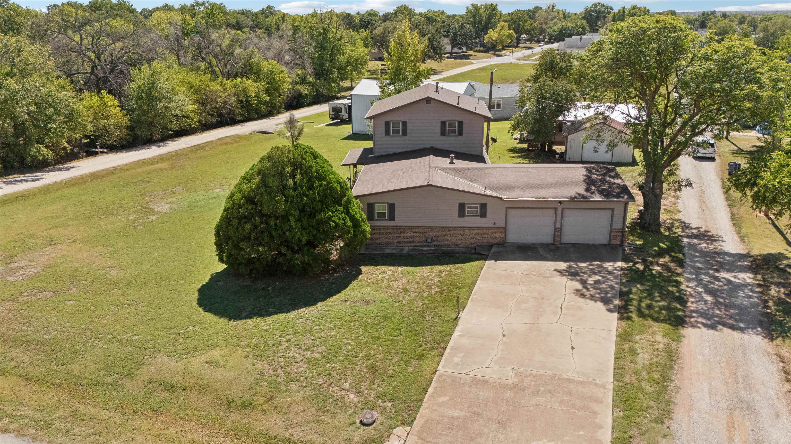 423 N St Marys St, Caldwell, KS 67022
