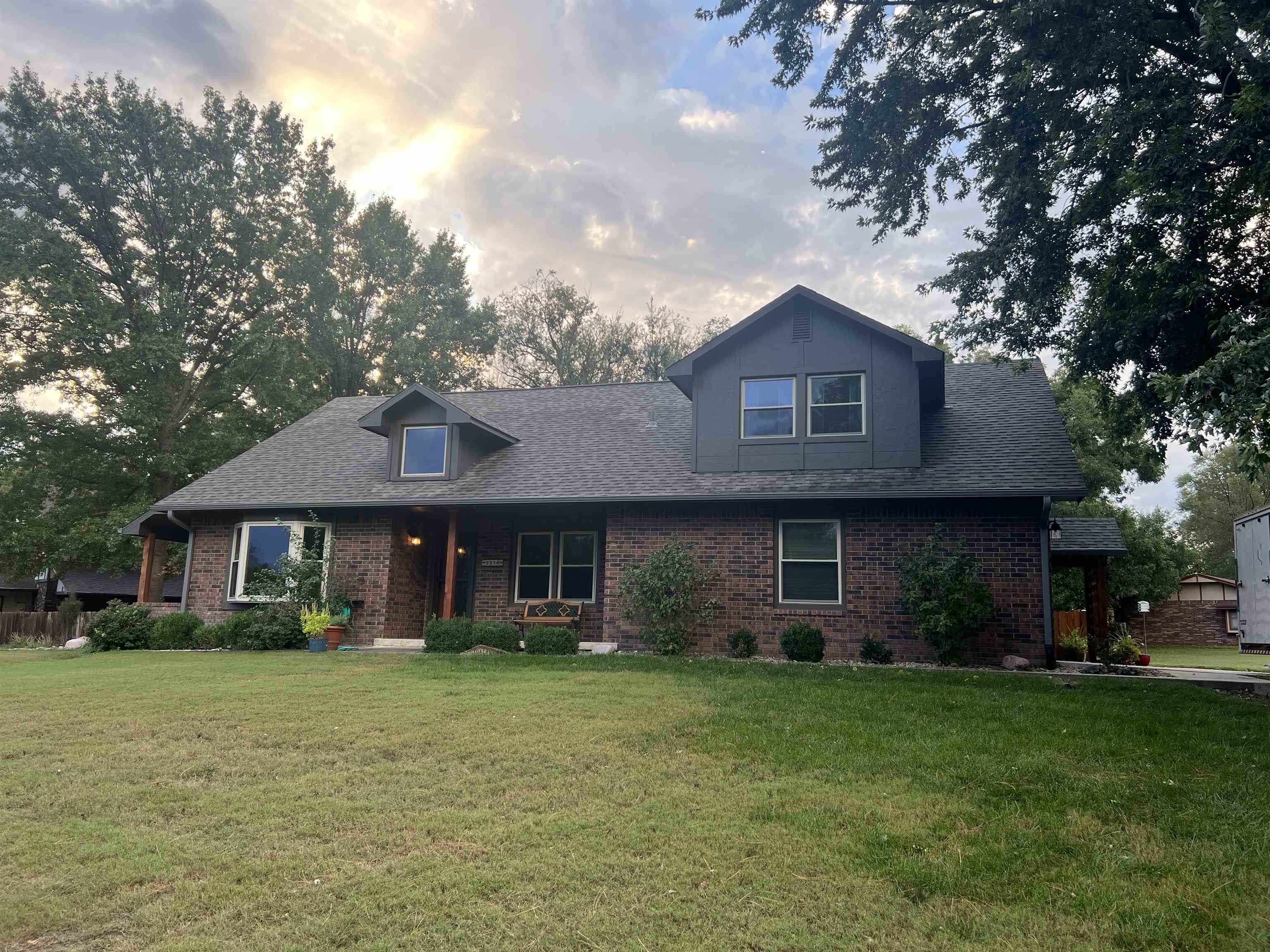2324 N Estates Dr, Arkansas City, KS 67005