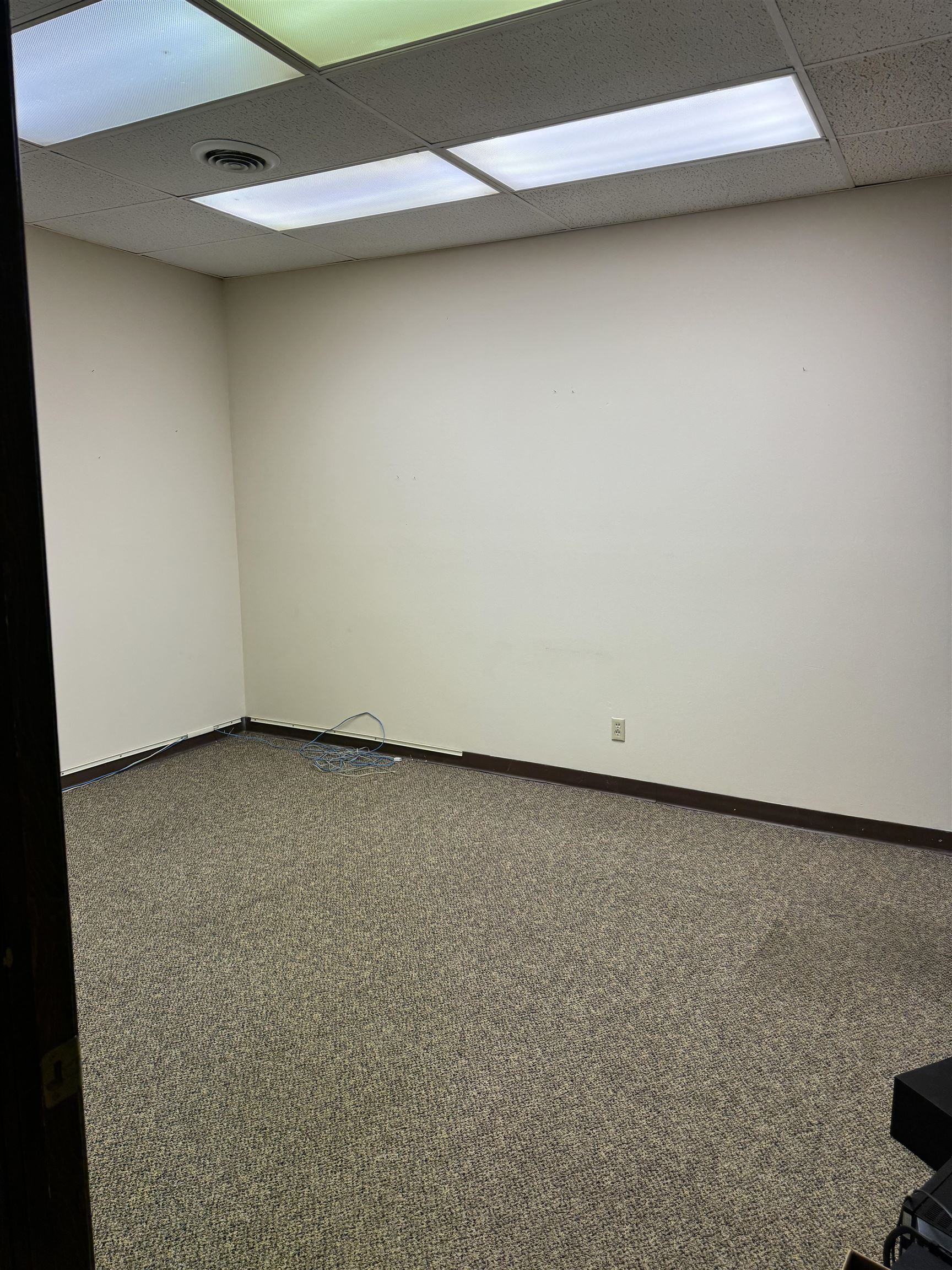 234 N 7th St, Salina, KS 67401