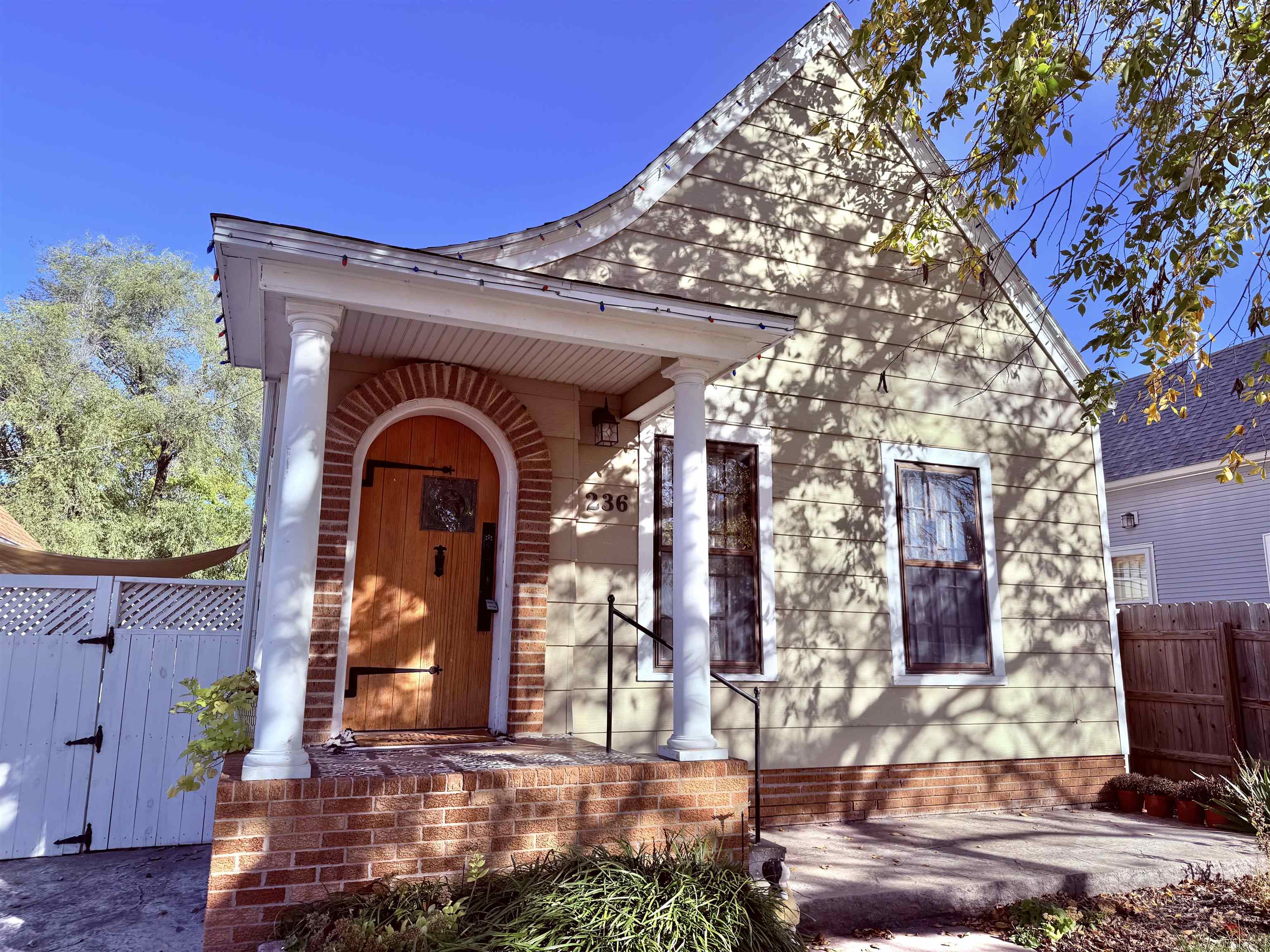 236 W A Ave, Kingman, KS 67068