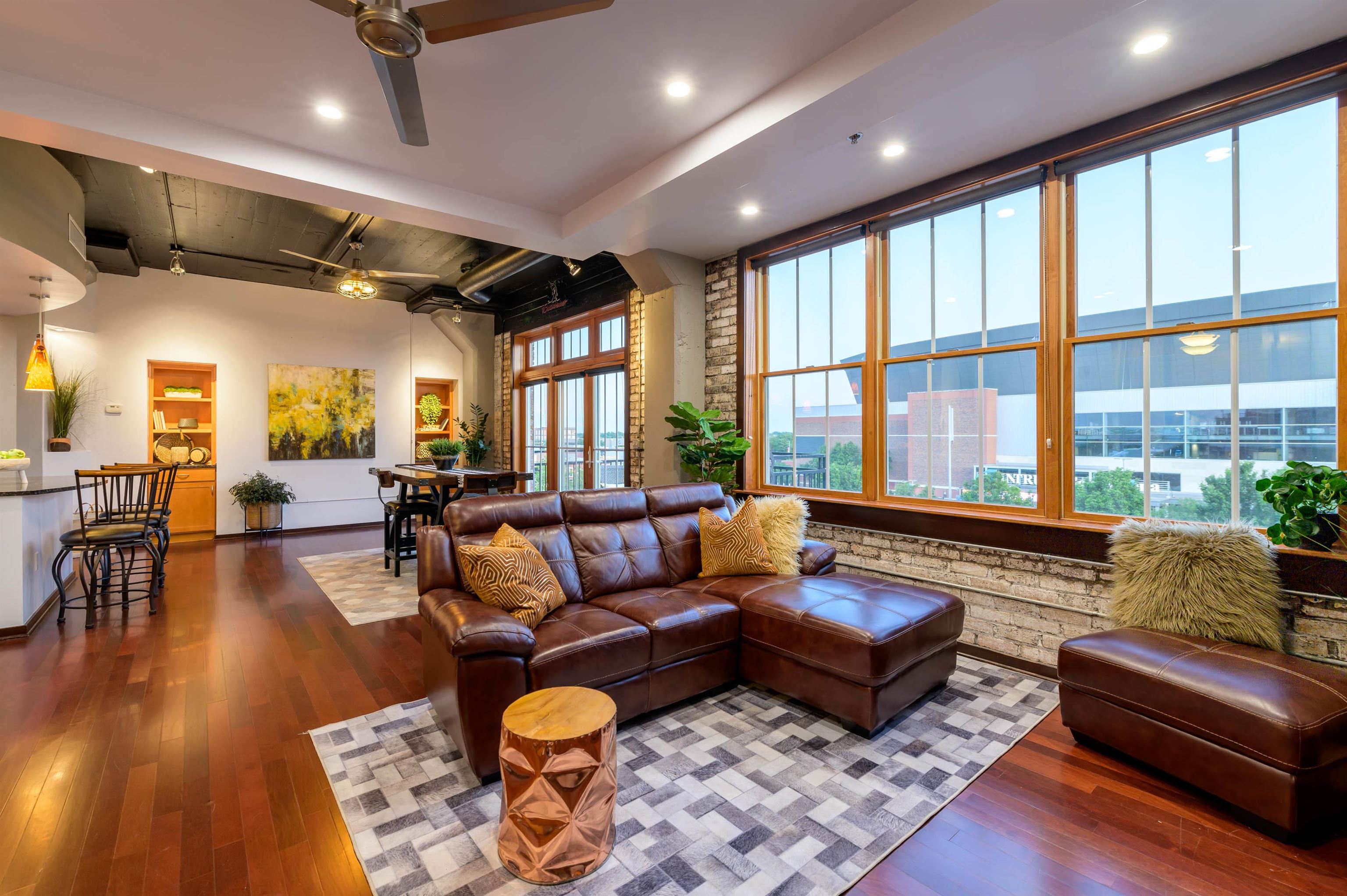 201 S Saint Francis Ave Apt 503, Wichita, KS 67202