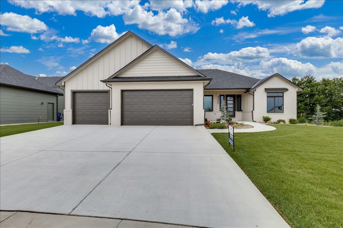 4462 N Grey Meadows, Maize, KS 67101