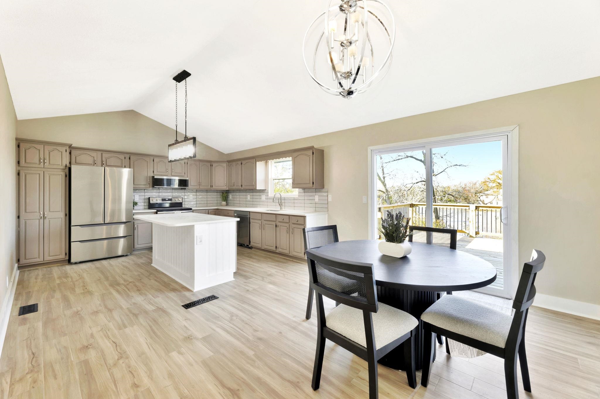 21029 W Tower Lakes Cir, Colwich, KS 67030