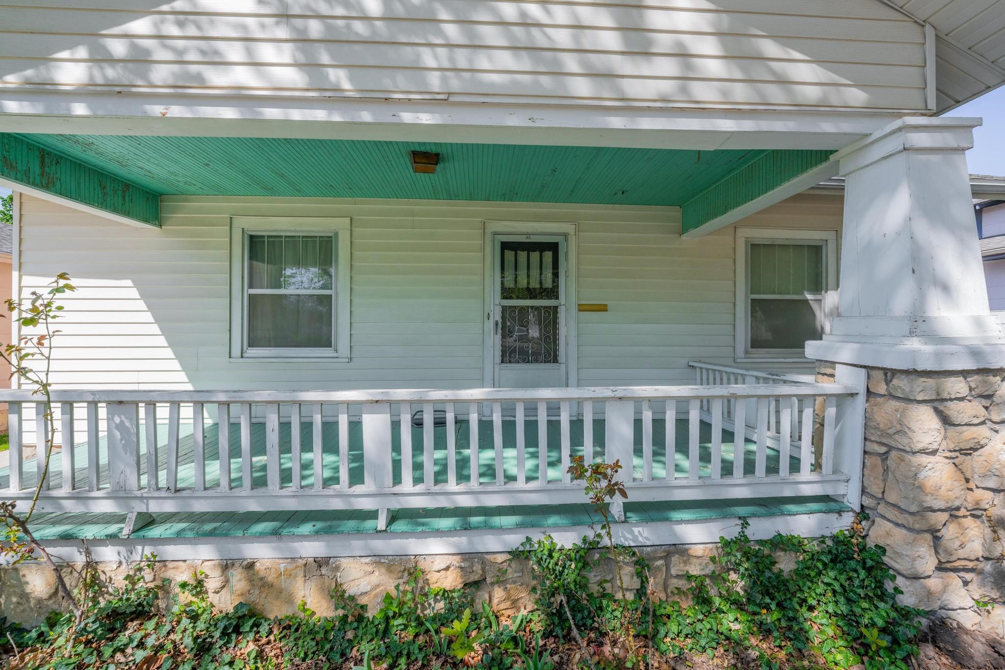 1006 N Washington Ave, Wellington, KS 67152