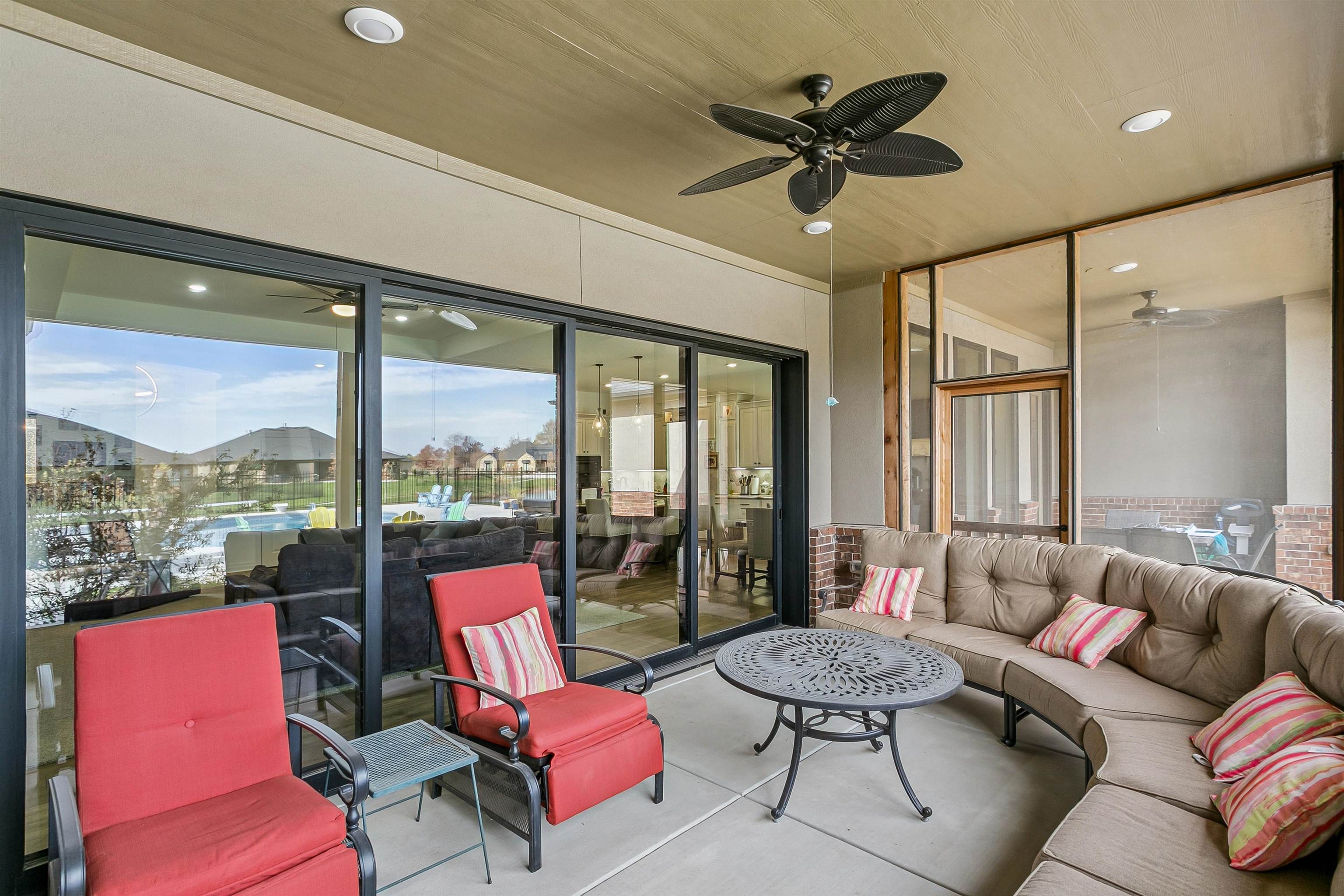 3854 N Red Fox Cir, Maize, KS 67101