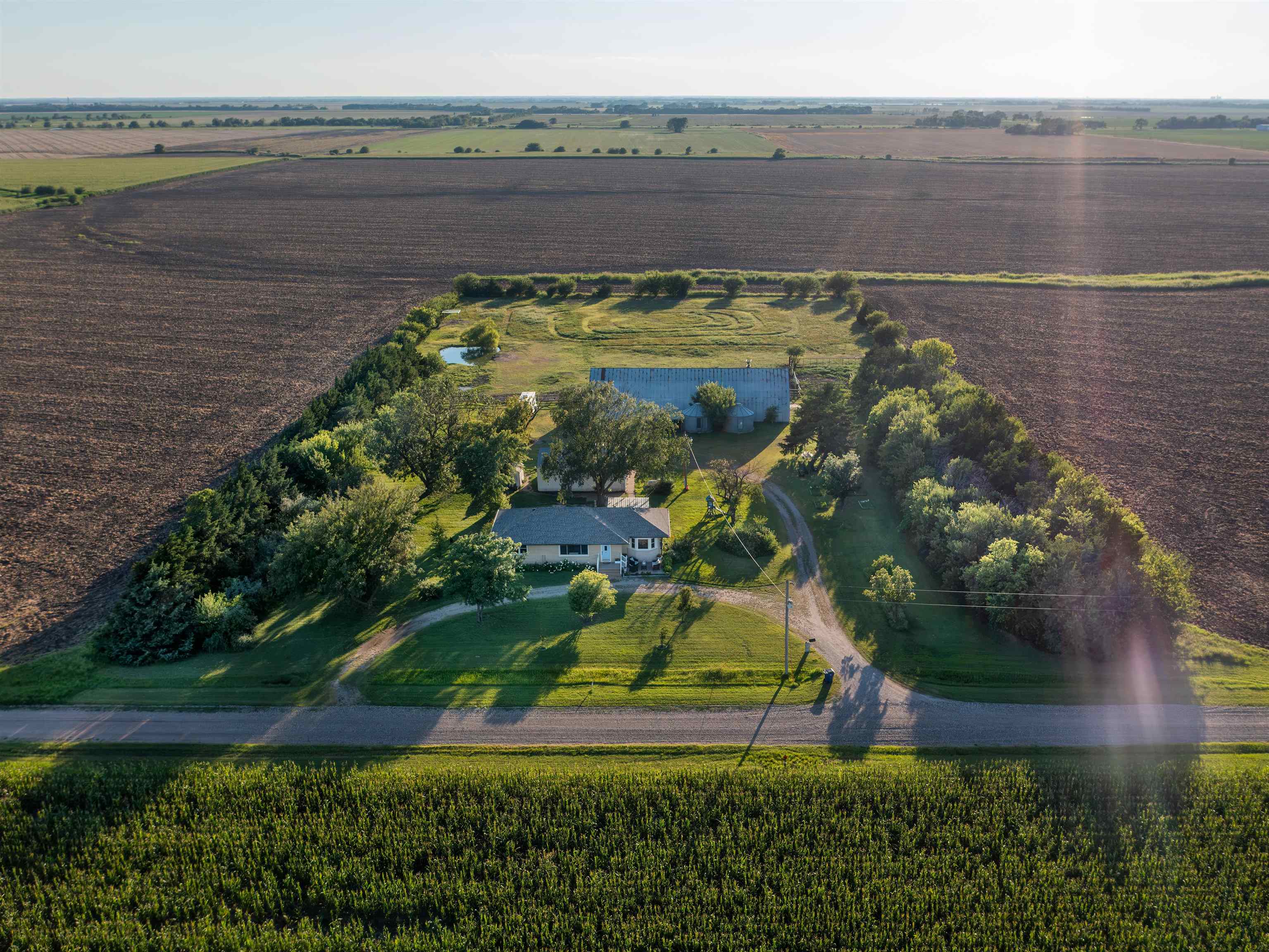 631 S Maize Rd, Wellington, KS 67152