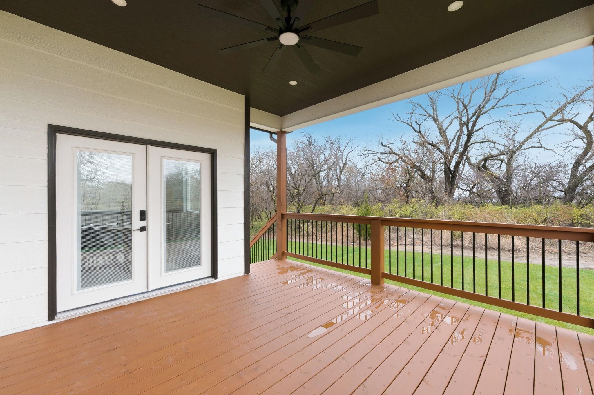 384 E Timber Creek St, Haysville, KS 67060