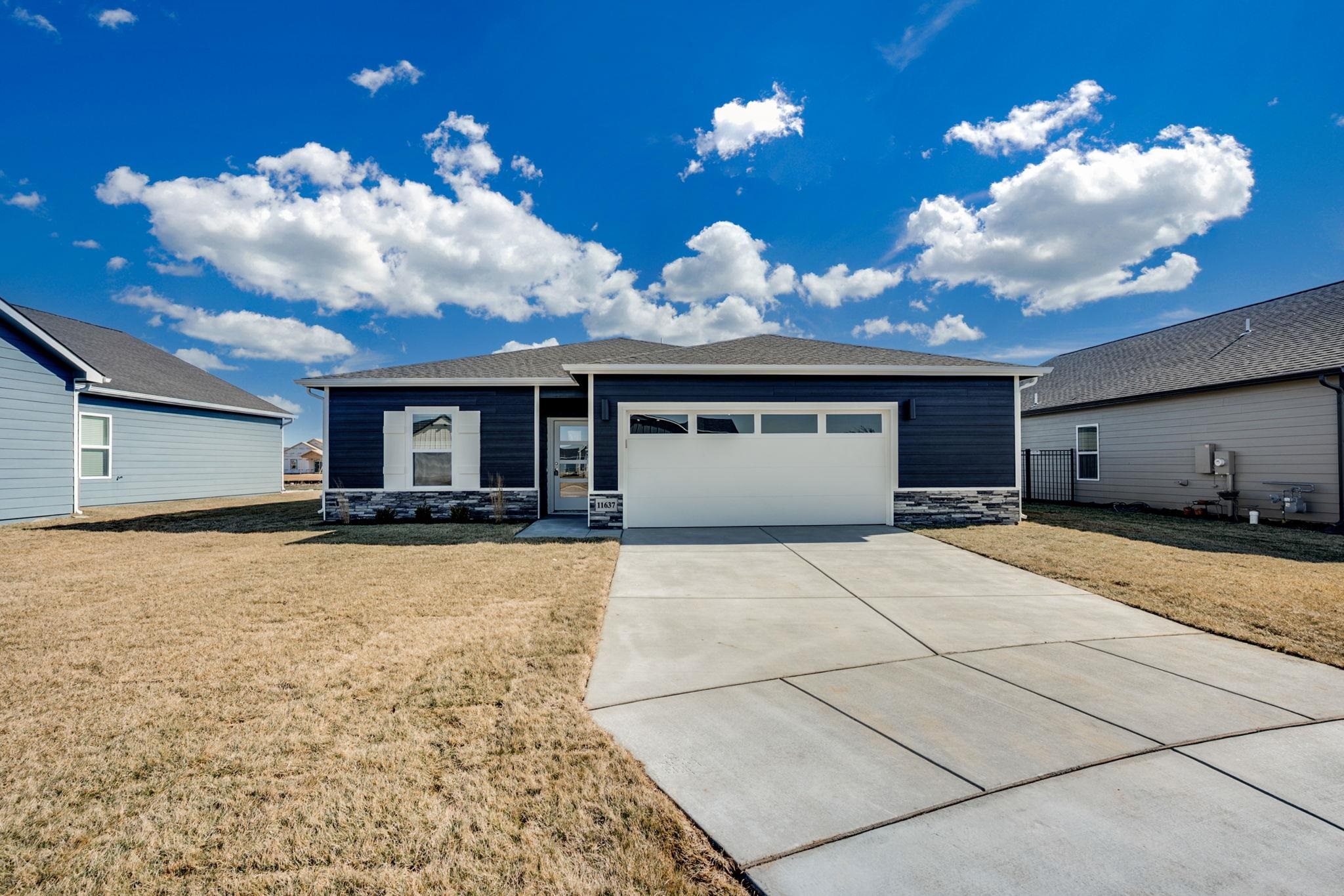 11637 W Scarlett Ct, Maize, KS 67101