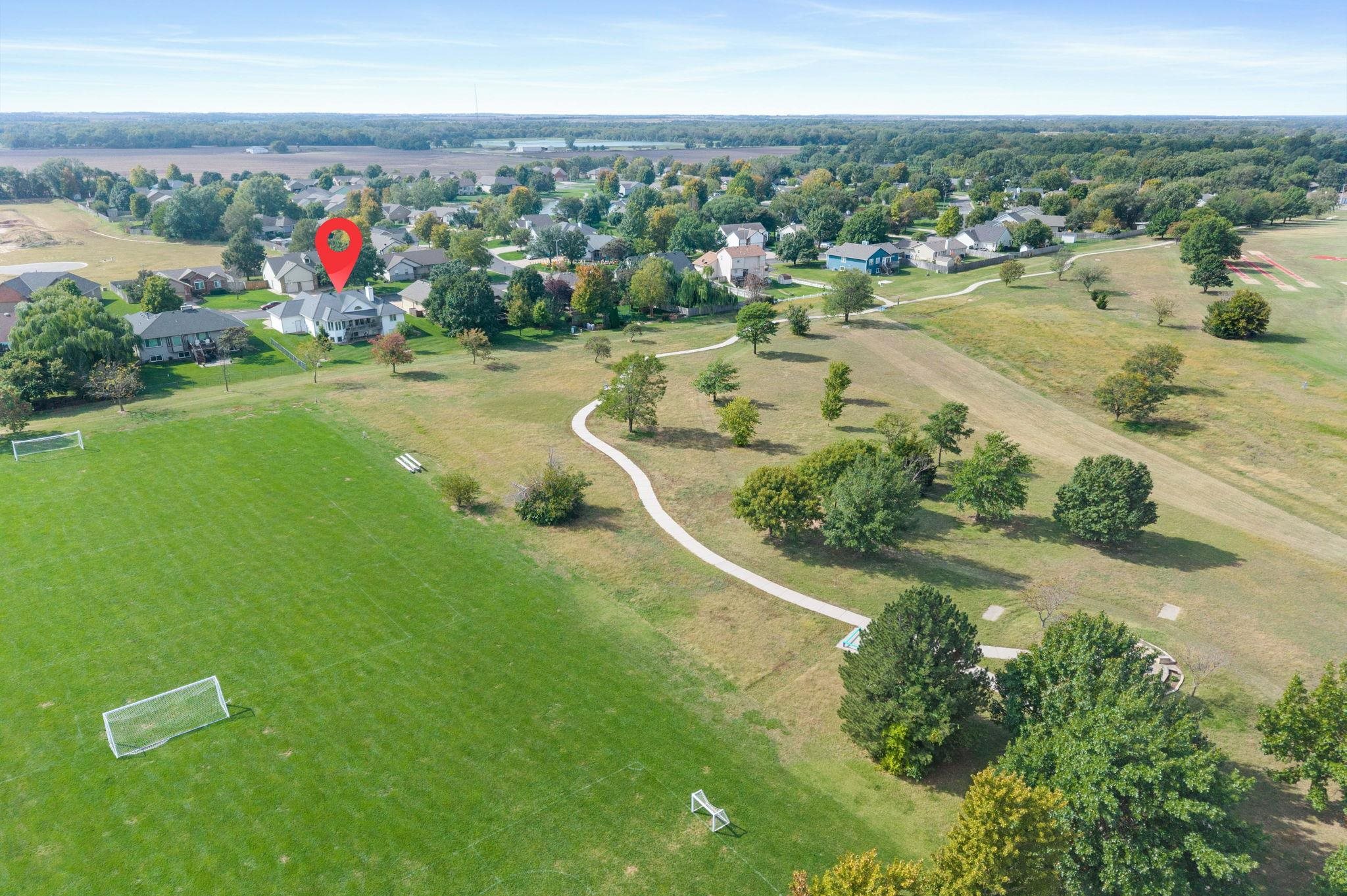 1008 Park Glen, Clearwater, KS 67026