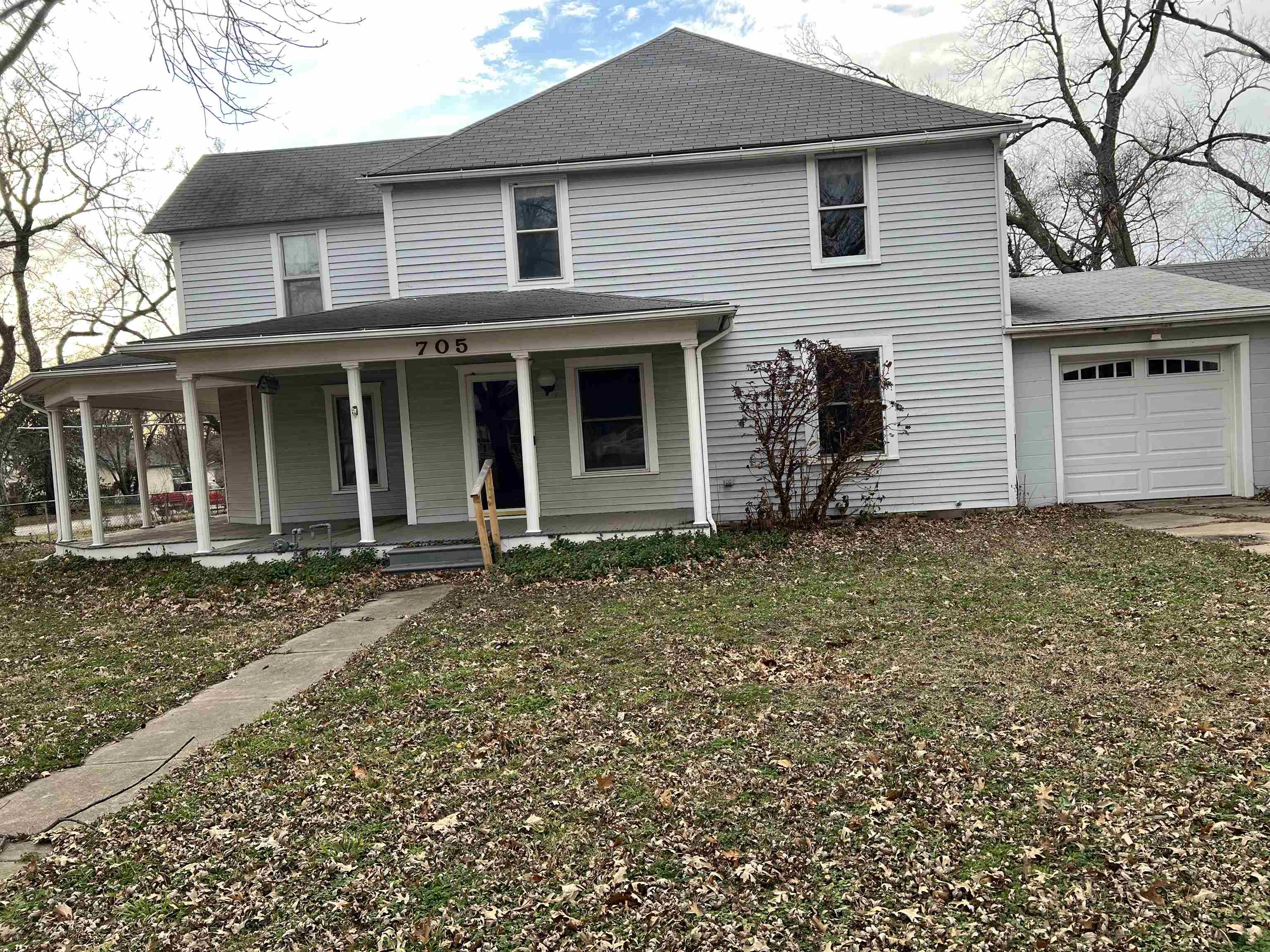 705 N Linden #181-356543, Belle Plaine, KS 67013