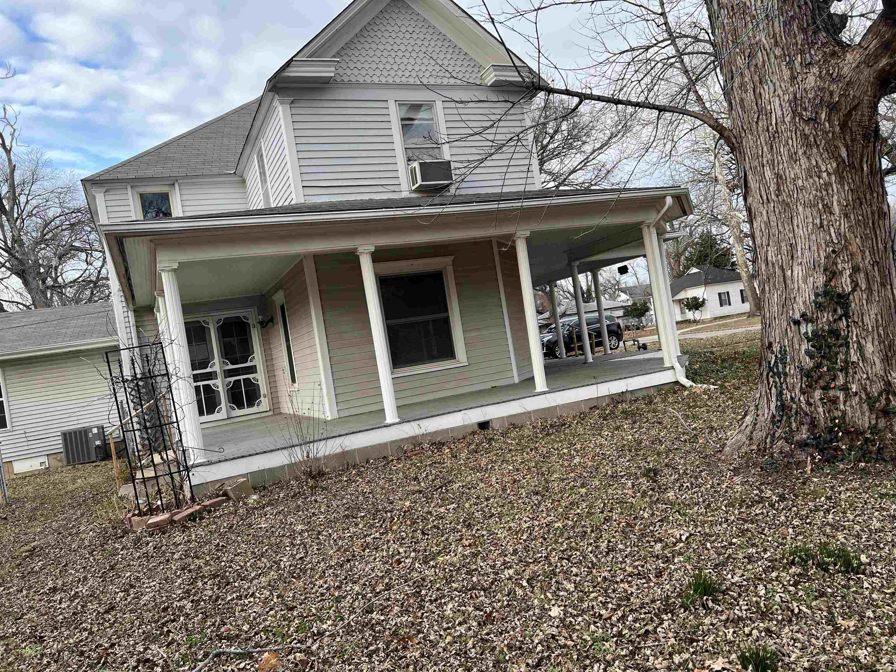 705 N Linden #181-356543, Belle Plaine, KS 67013