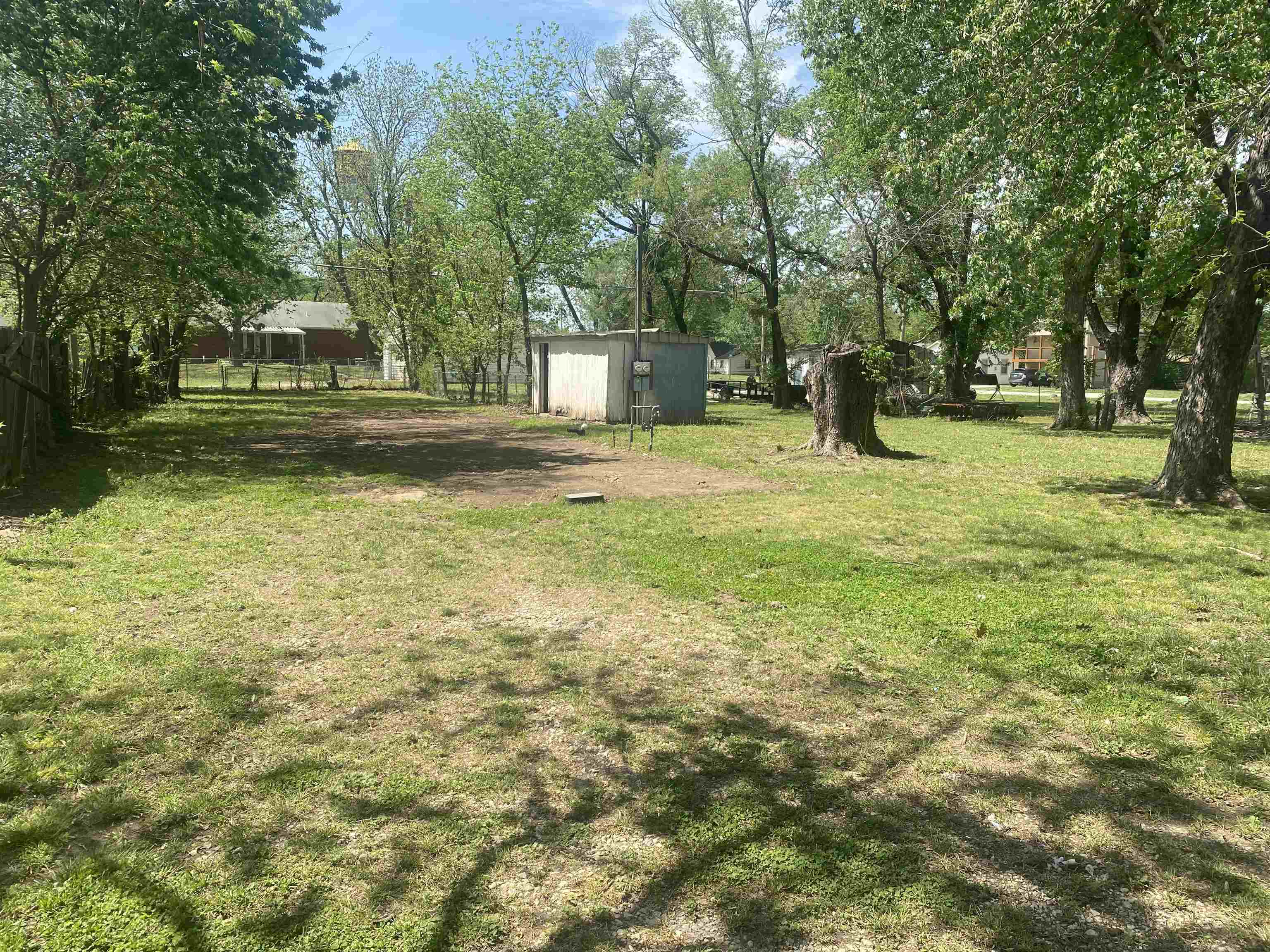 323 N Washington #323 N Washington St, Belle Plaine, KS 67013