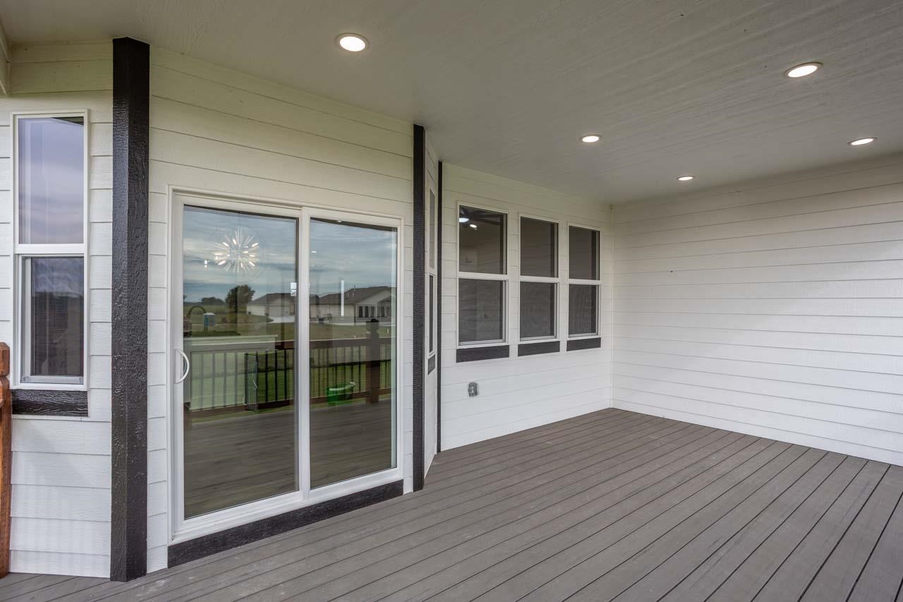 465 S Stoney Creek St, Clearwater, KS 67026