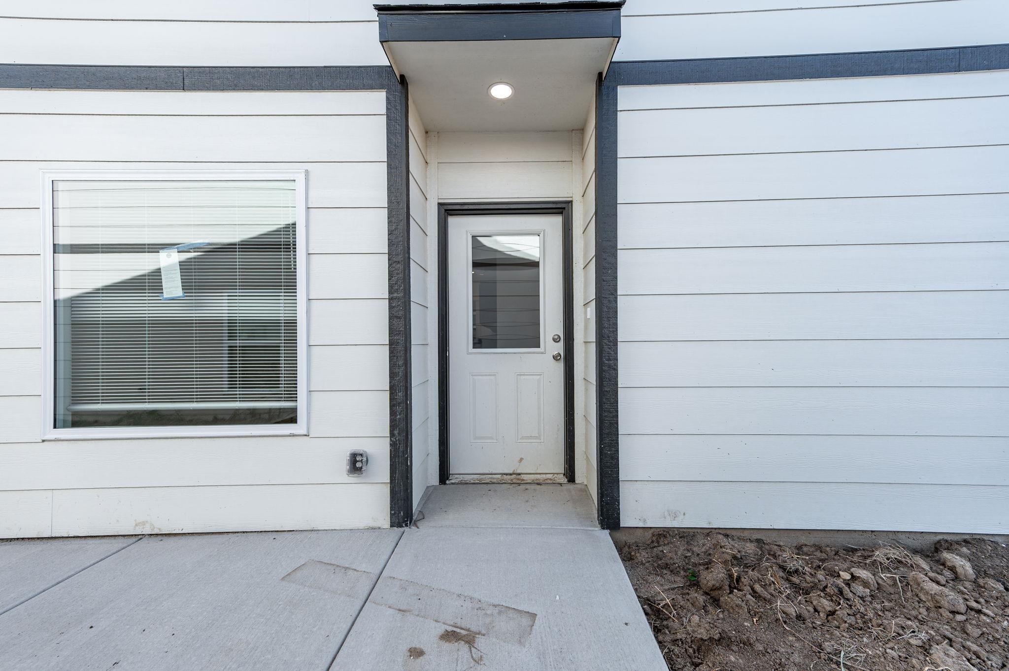 506 E Harper St, Valley Center, KS 67147-8948