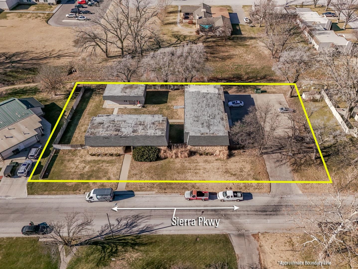 3007 - 3009 Sierra Pw, Hutchinson, KS 67502