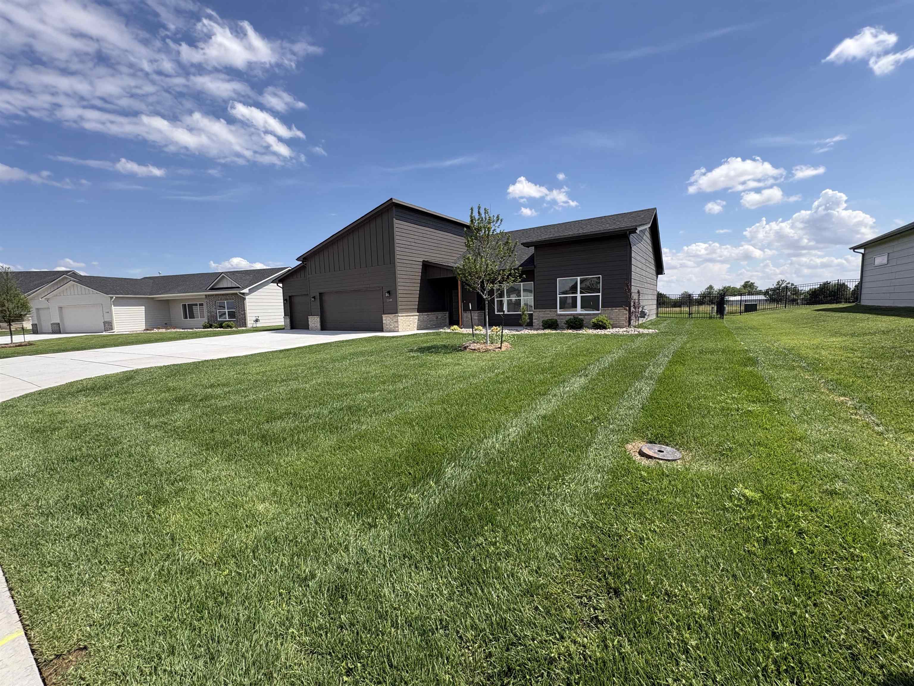 1149 Trek Cir, Goddard, KS 67052