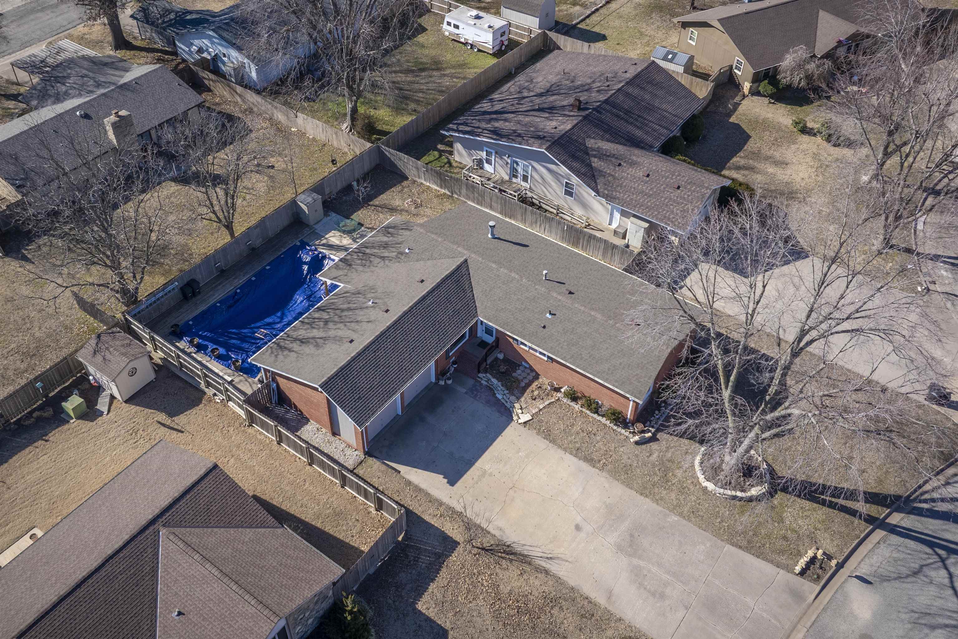 1029 Highland Dr, Arkansas City, KS 67005
