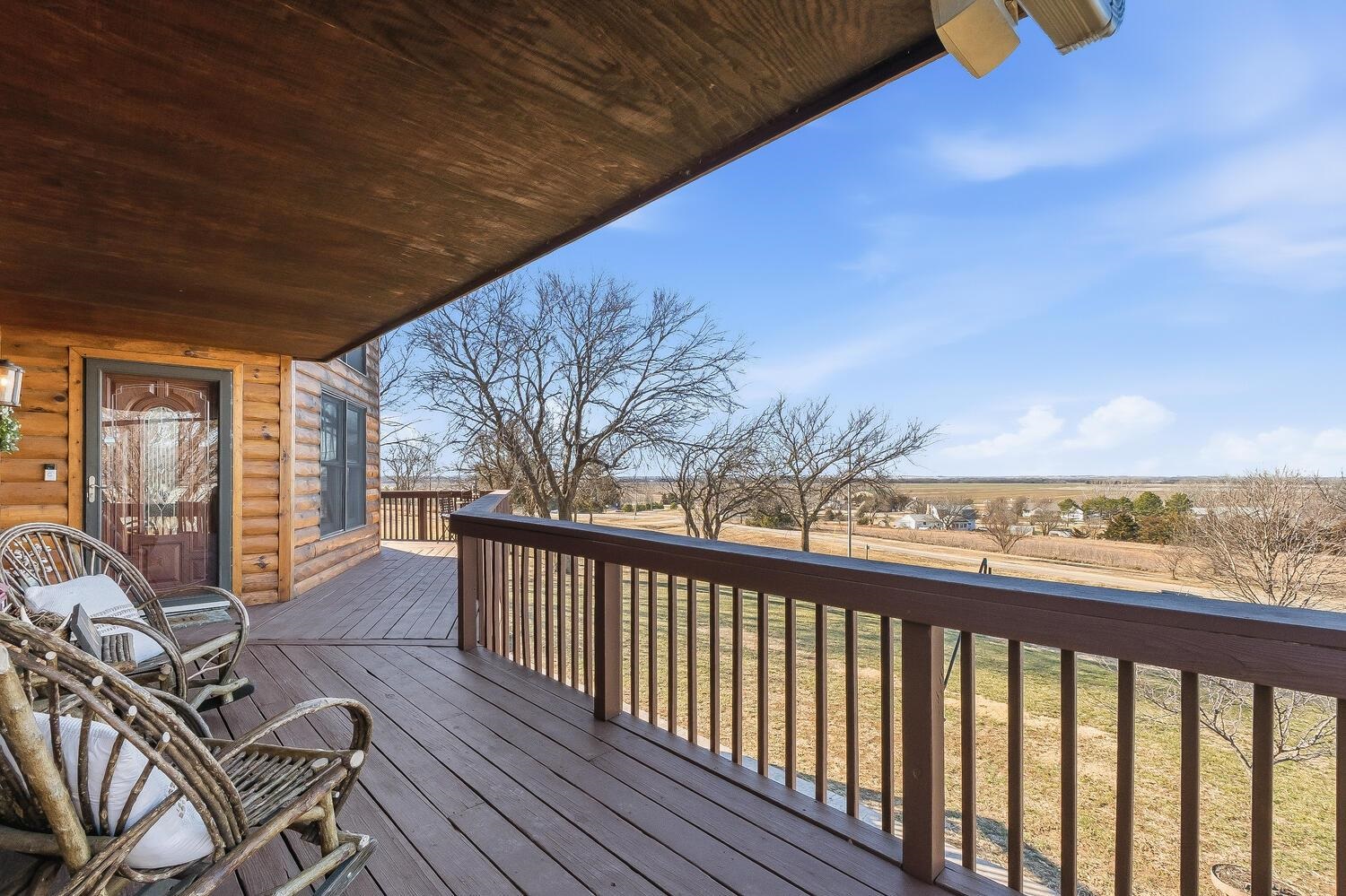 4326 Turner Ln, Salina, KS 67401