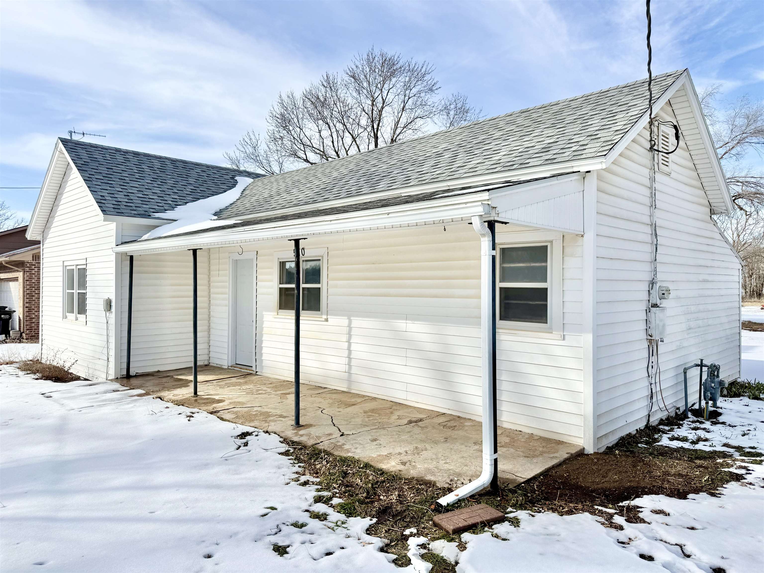 510 W Burns Ave, Norwich, KS 67118