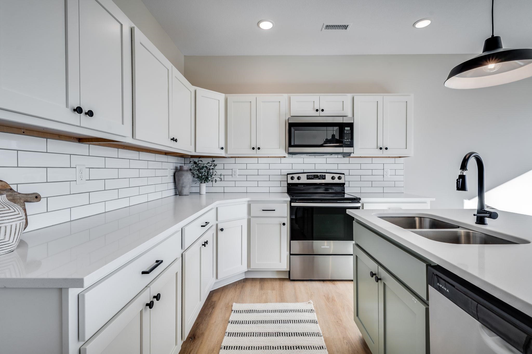3615 W Longleaf St, Wichita, KS 67205