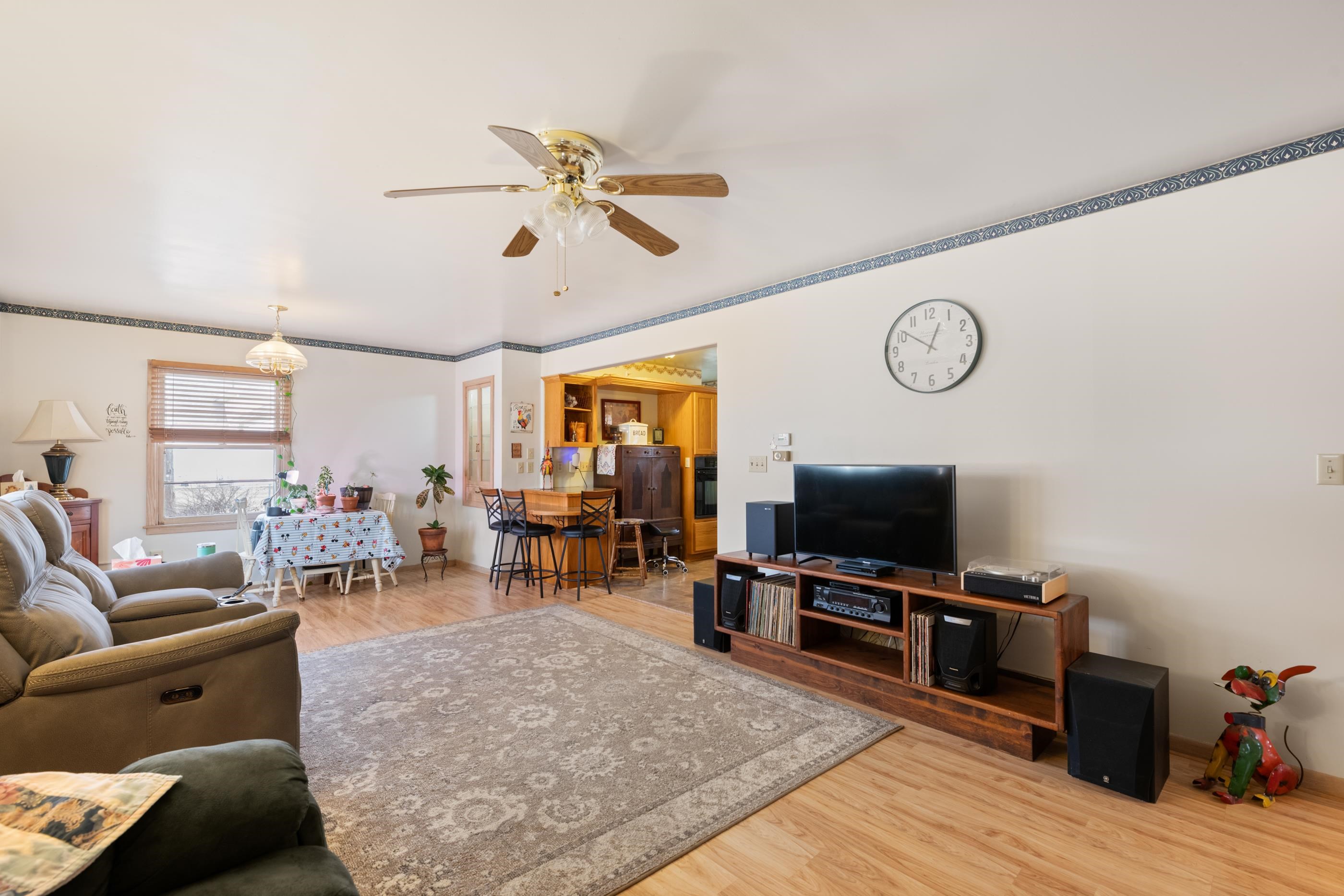 120 S Plum St, Pretty Prairie, KS 67570