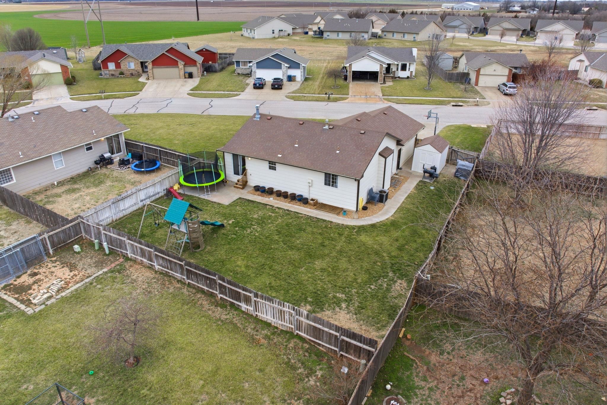 628 Union Park Cir, Colwich, KS 67030