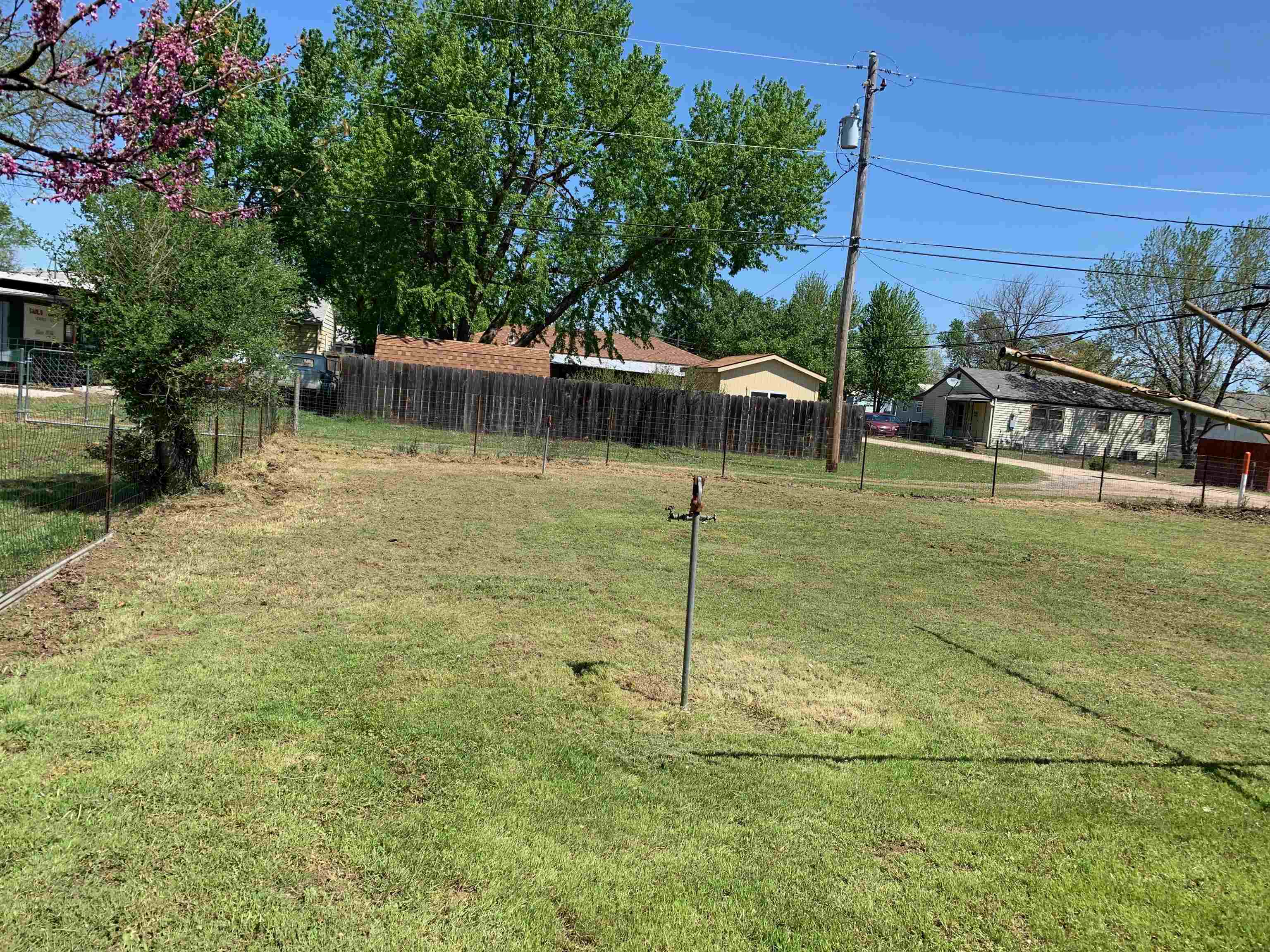 504 W Anthony Ave, Medicine Lodge, KS 67104