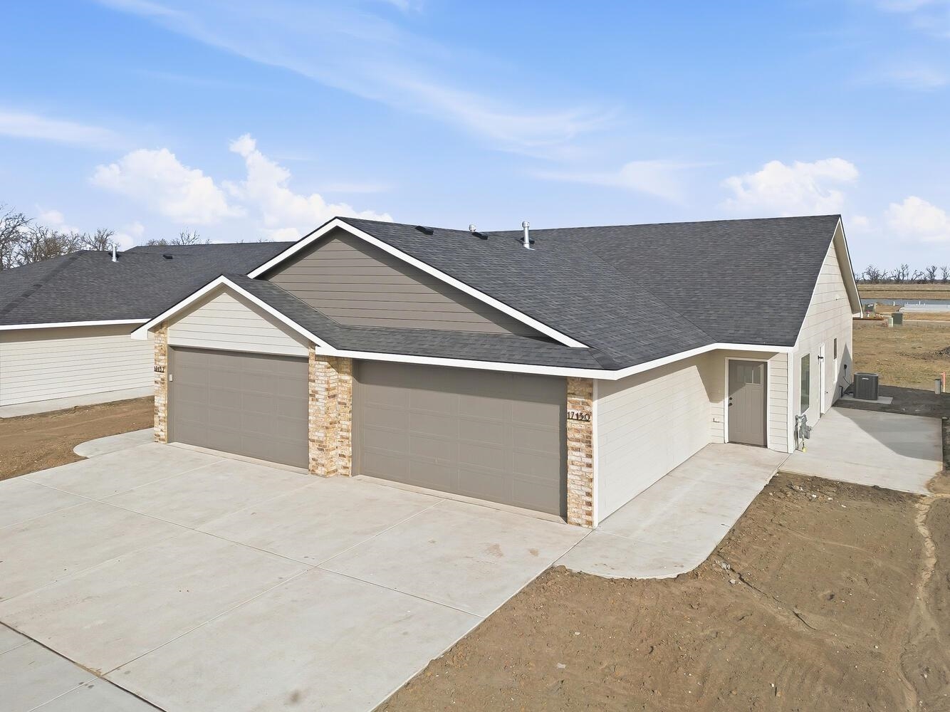 17130-32 W Lawson Cir, Goddard, KS 67052