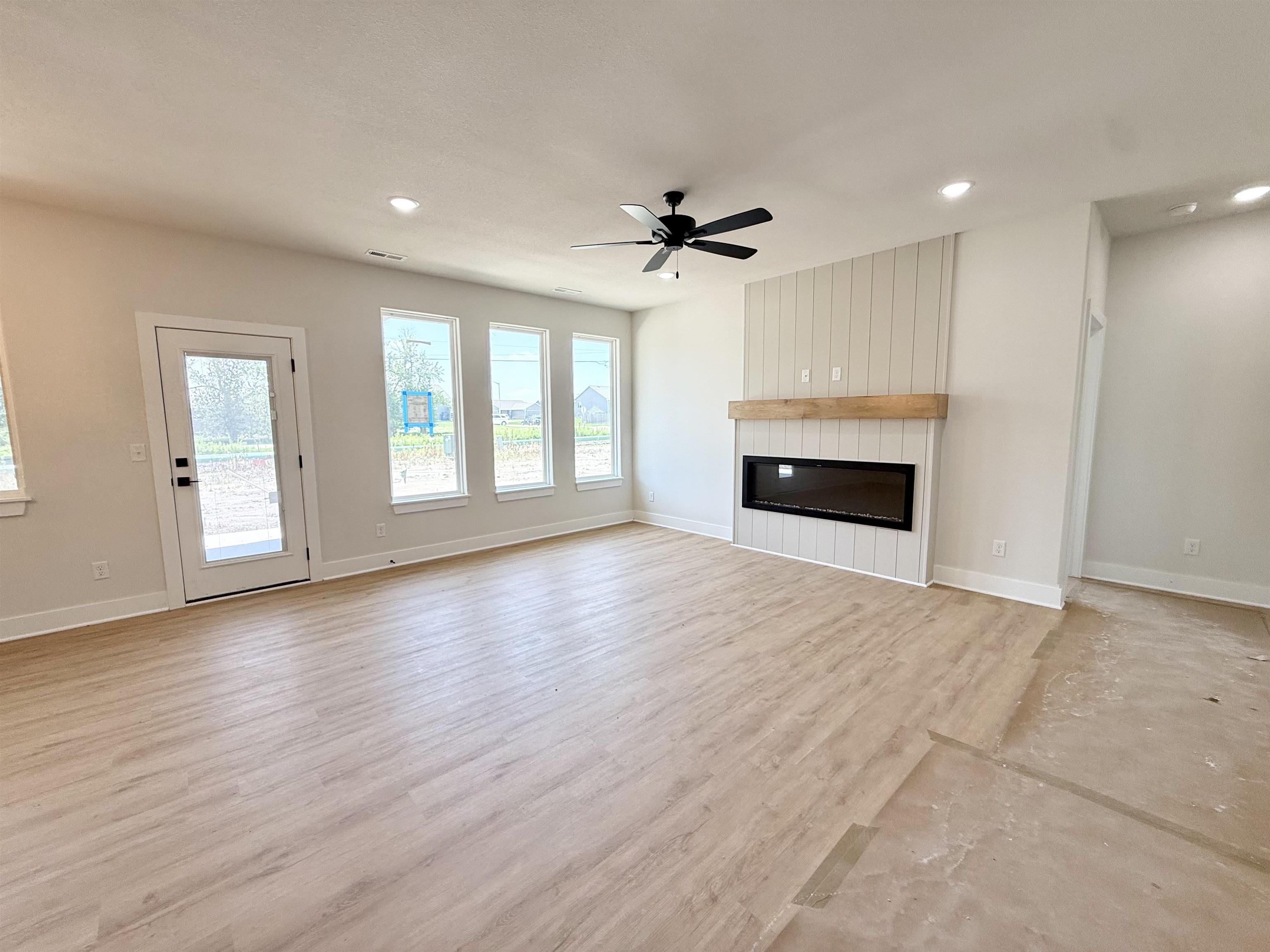 5404 N Toben Ct, Bel Aire, KS 67226